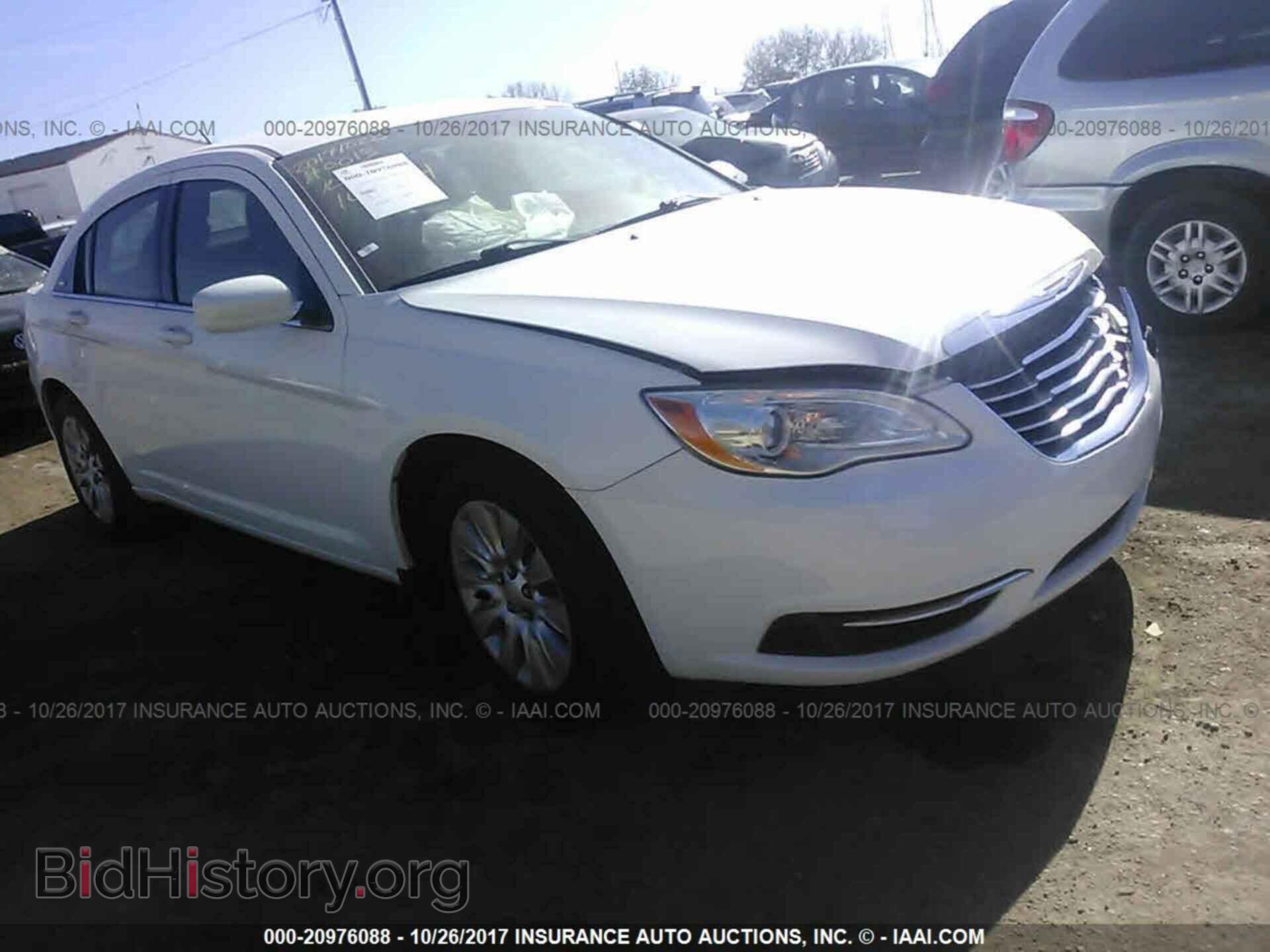 Photo 1C3CCBAB2EN141294 - Chrysler 200 2014