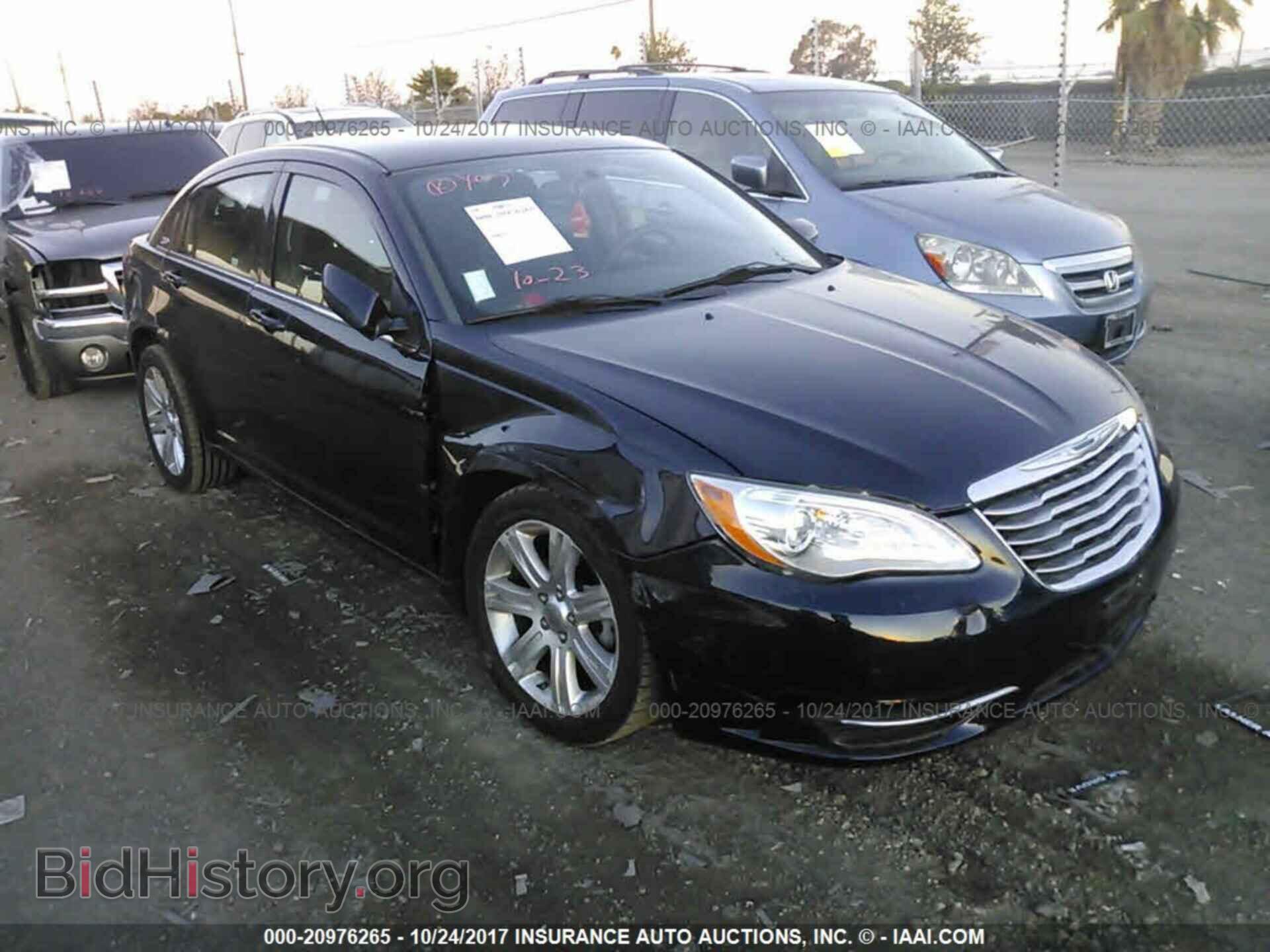 Photo 1C3CCBAB7DN762786 - Chrysler 200 2013