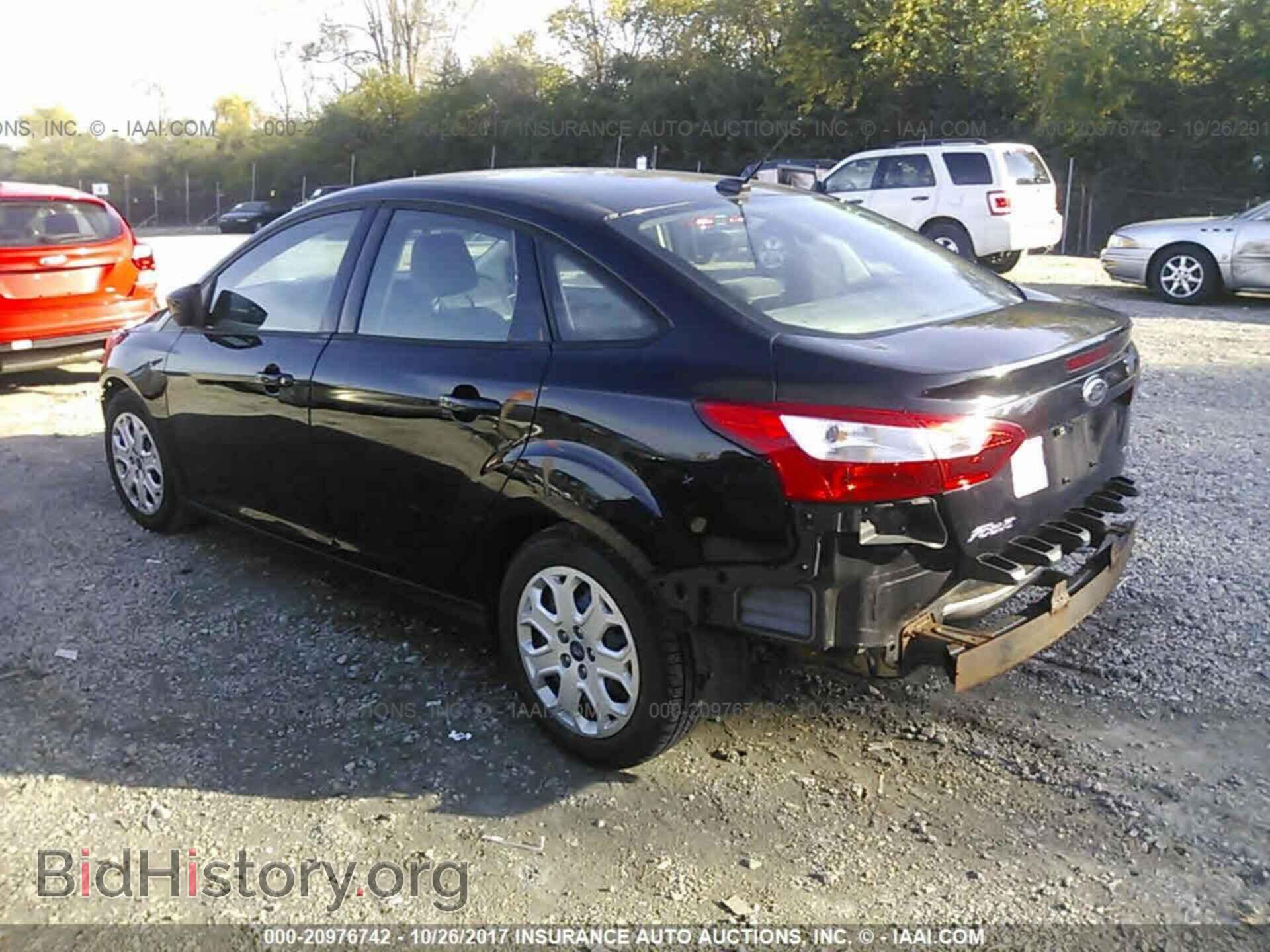 2012 Ford Focus - VIN: 1FAHP3F27CL234072 - Фото 3