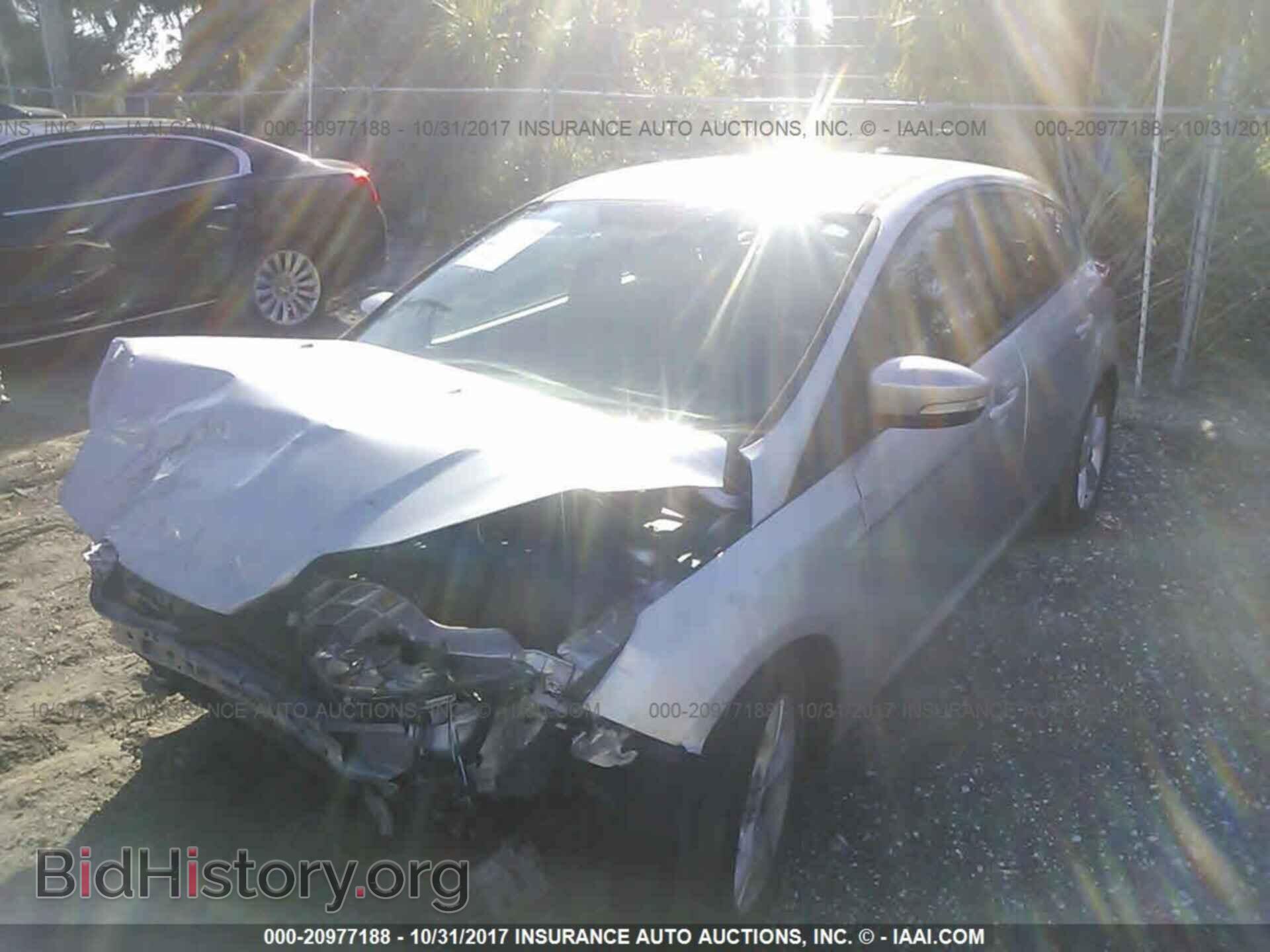2014 Ford Focus - VIN: 1FADP3K21EL408368 - Фото 2