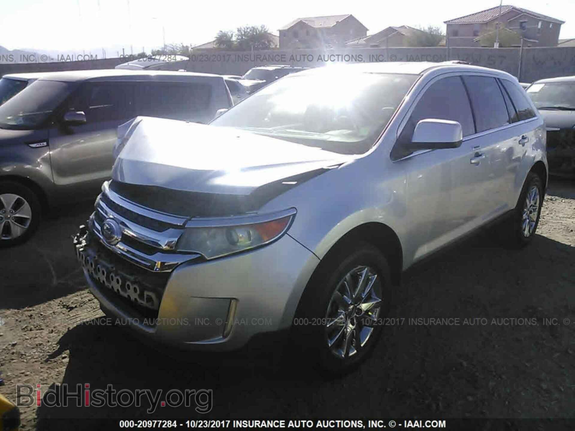 2011 Ford Edge - VIN: 2FMDK3KC1BBA12739 - Фото 2