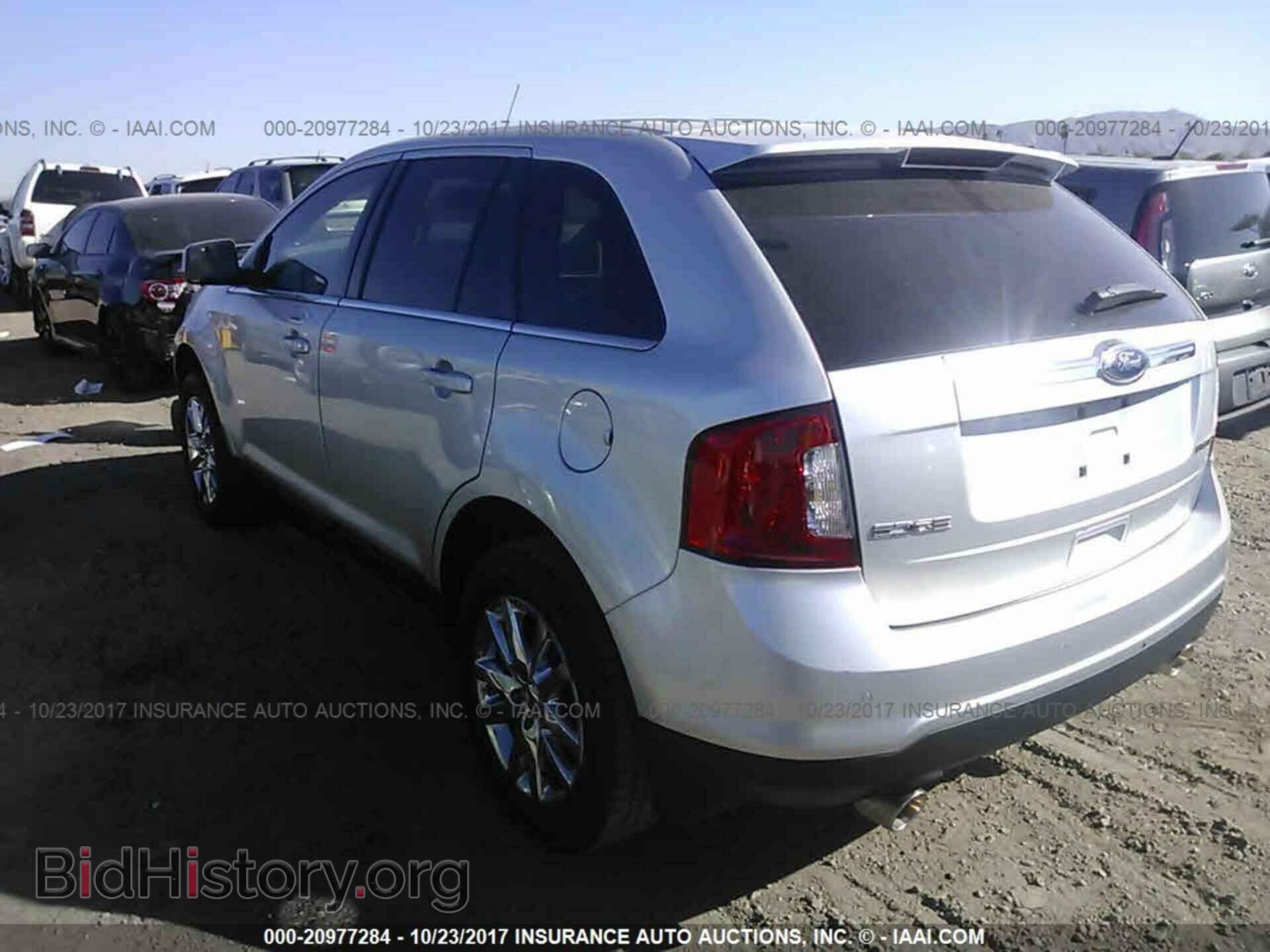 2011 Ford Edge - VIN: 2FMDK3KC1BBA12739 - Фото 3