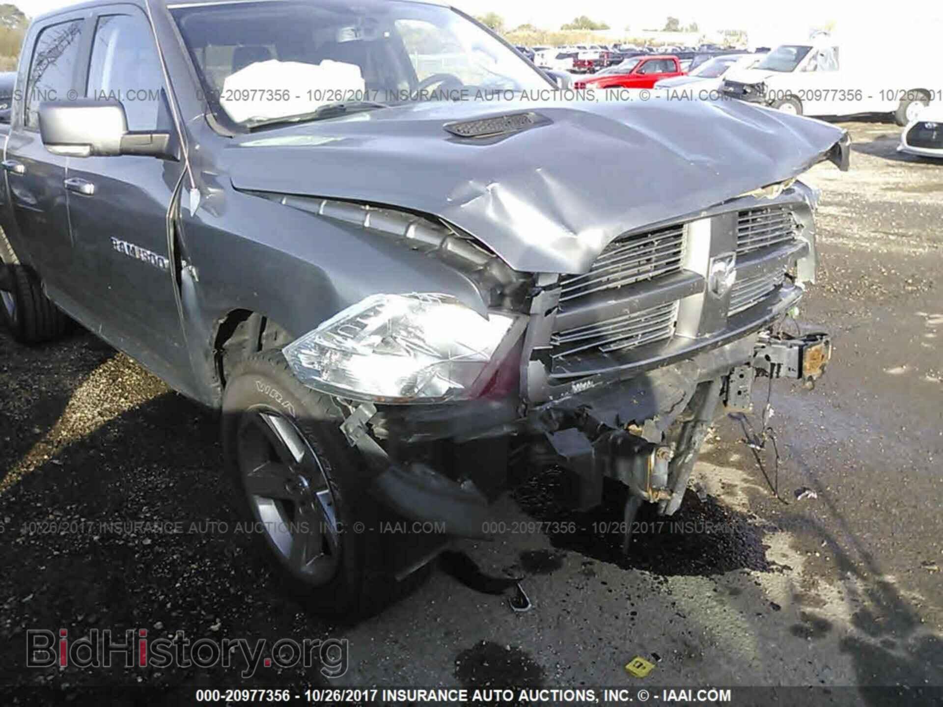 2011 Dodge Ram 1500 - VIN: 1D7RB1CT2BS587070 - Фото 6