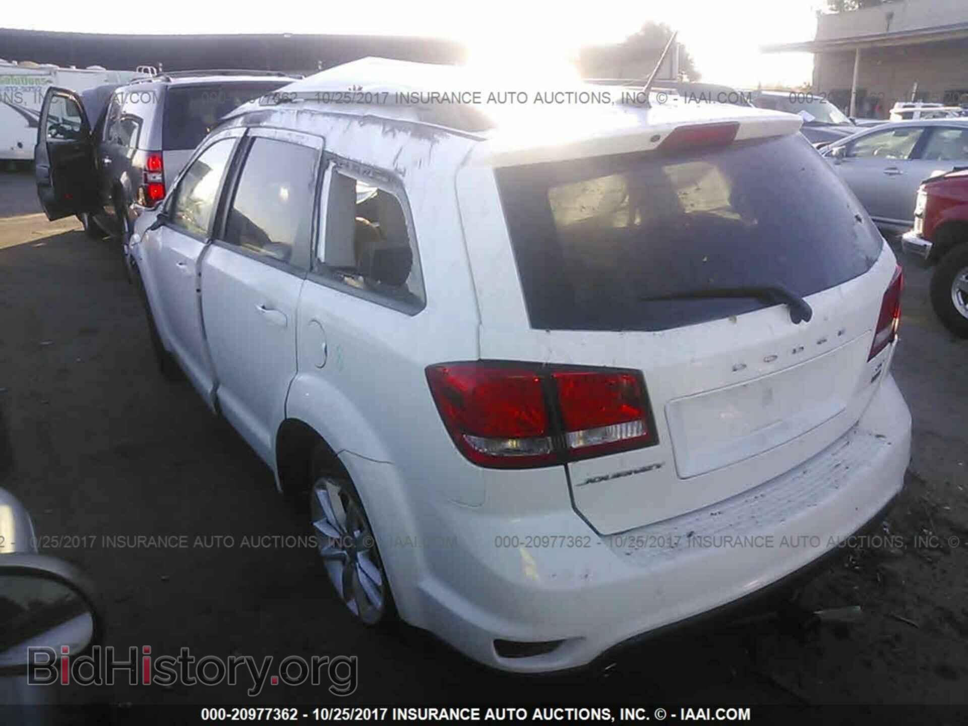 2015 Dodge Journey - VIN: 3C4PDCBG4FT743979 - Фото 3