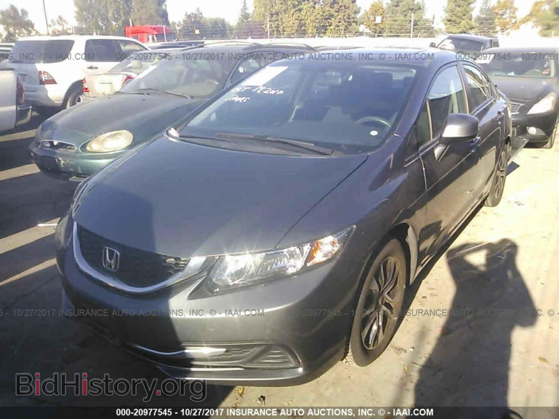 2013 Honda Civic - VIN: 19XFB2F80DE275927 - Photo 2