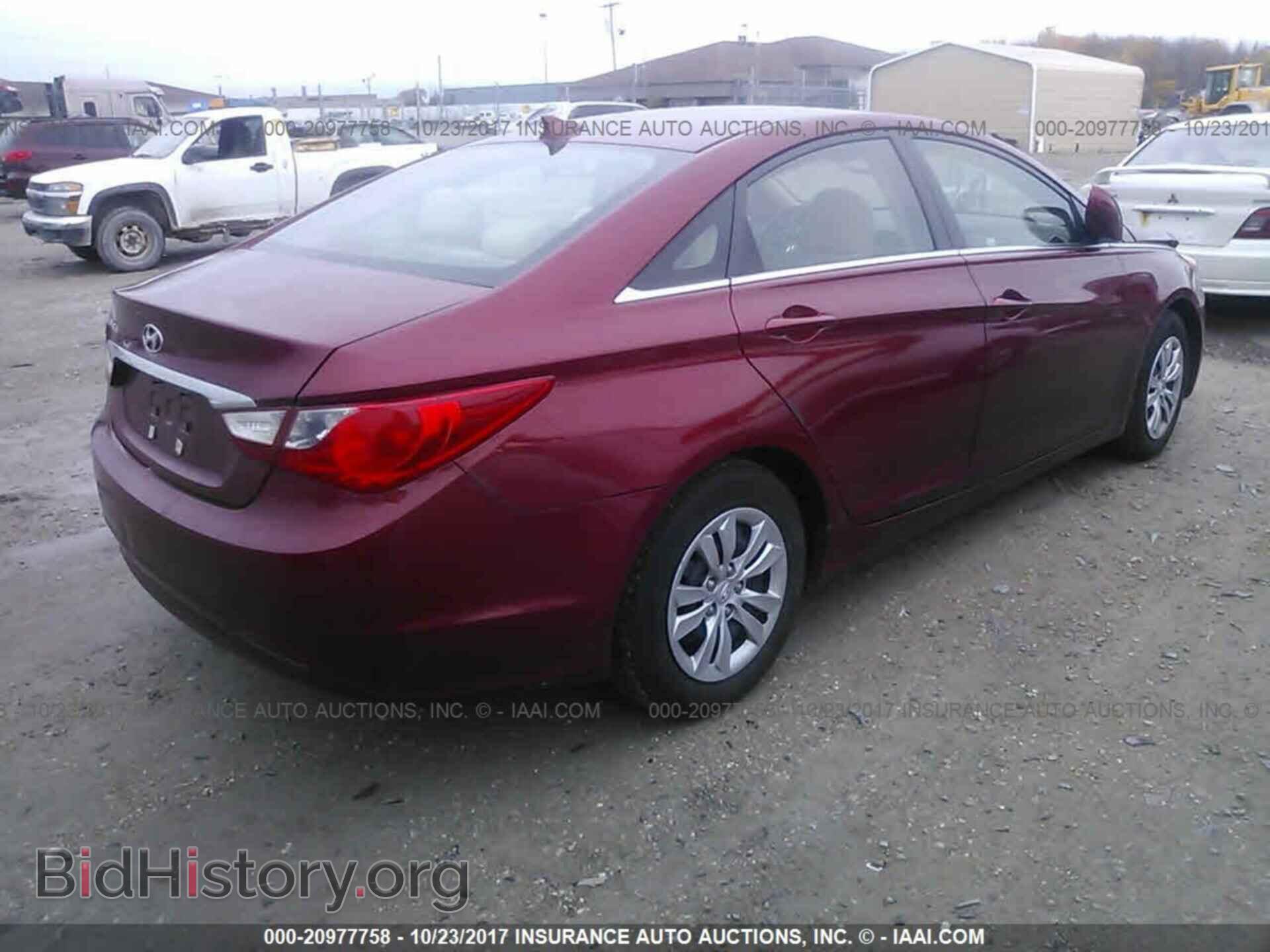 2012 Hyundai Sonata - VIN: 5NPEB4AC2CH338927 - Фото 4