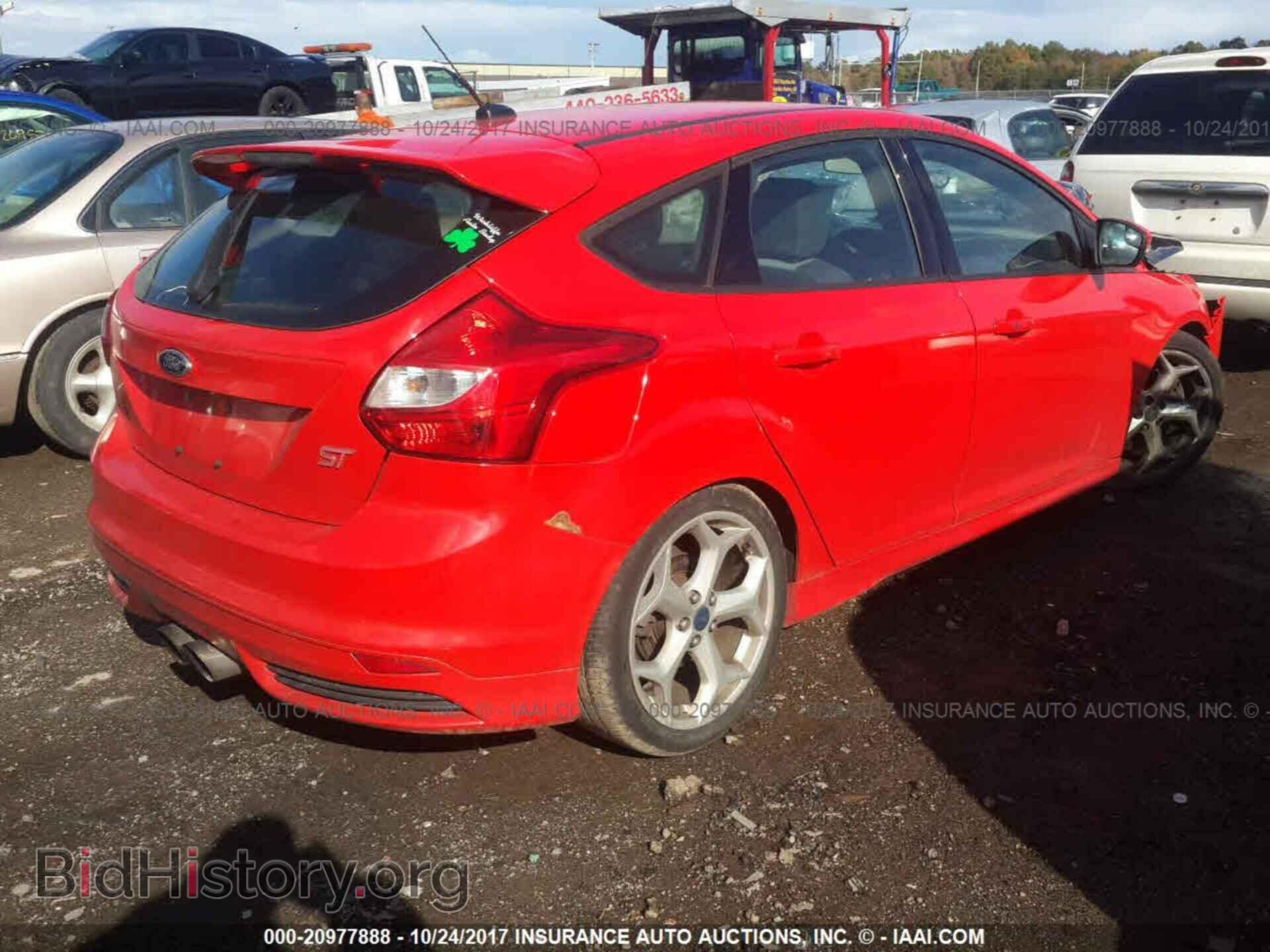 2013 Ford Focus - VIN: 1FADP3L95DL113171 - Photo 4