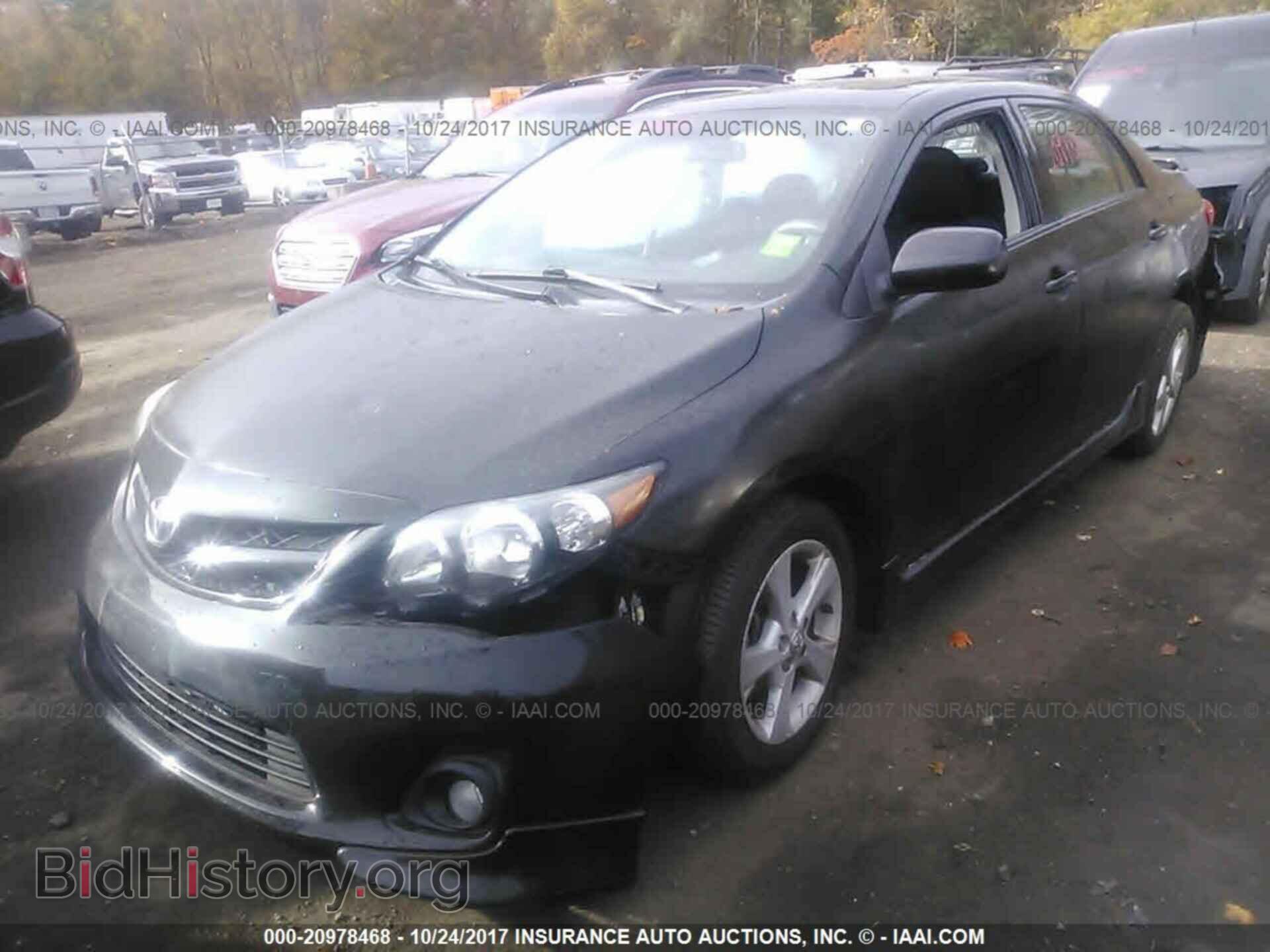 2011 Toyota Corolla - VIN: 2T1BU4EE0BC697753 - Фото 2