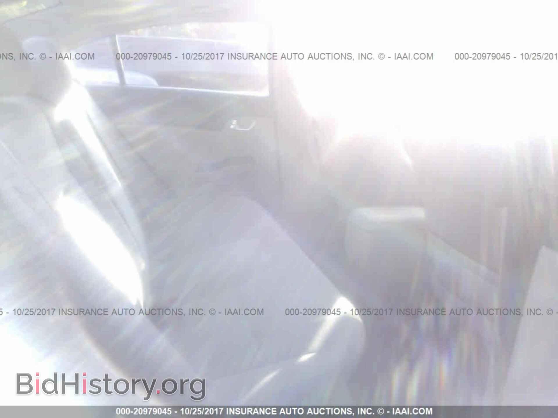 2012 Honda Civic - VIN: 2HGFB2F84CH543625 - Photo 8