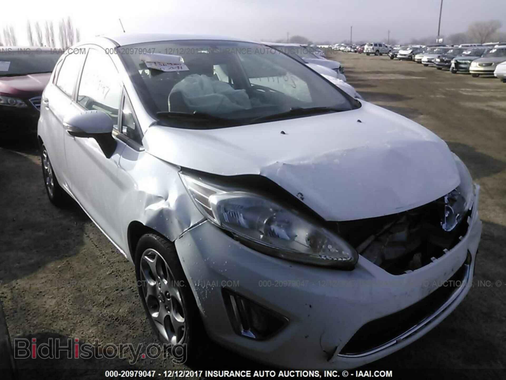 Photo 3FADP4FJ4CM199596 - Ford Fiesta 2012