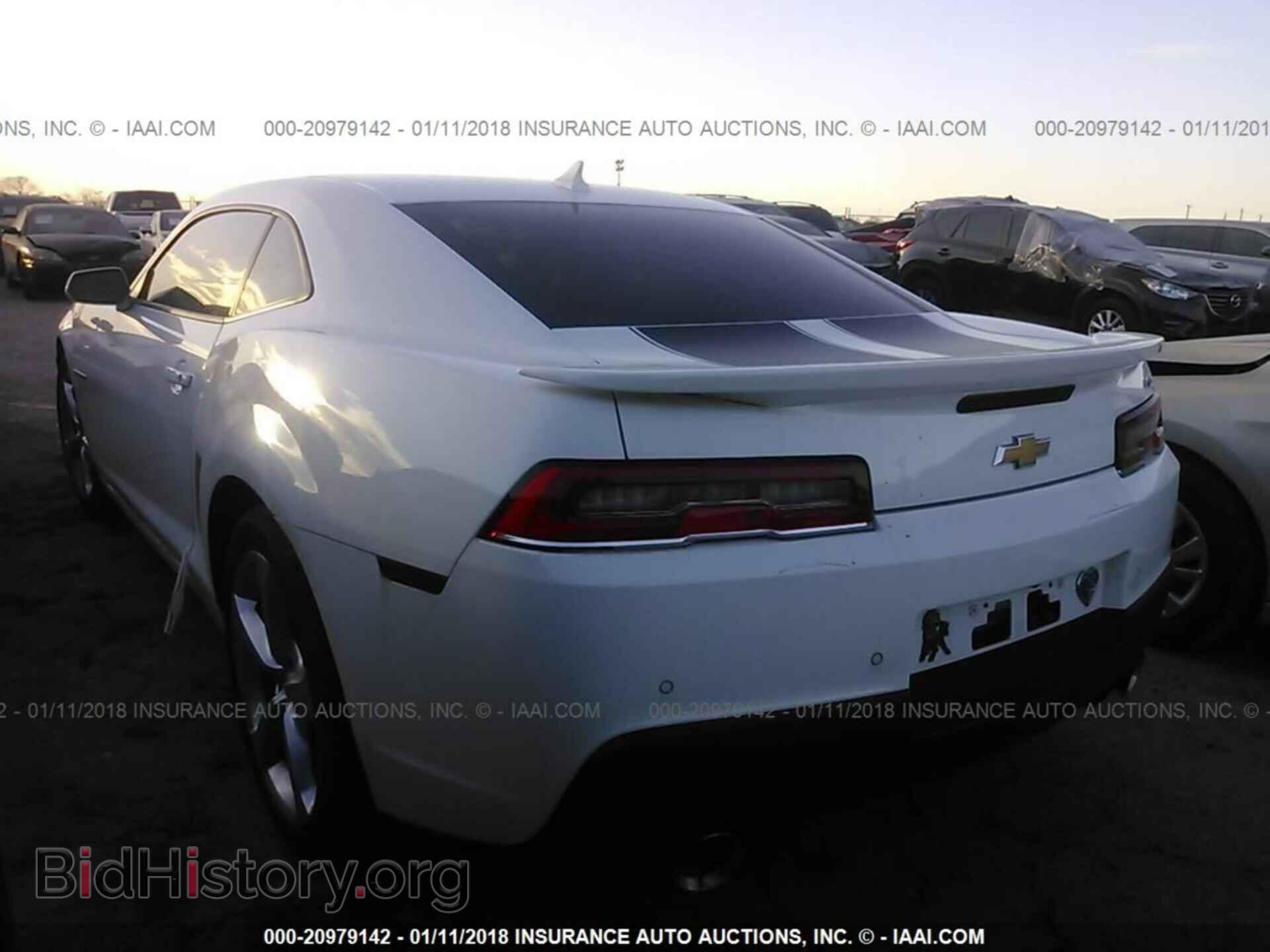 2015 Chevrolet Camaro - VIN: 2G1FF1E35F9249953 - Photo 3
