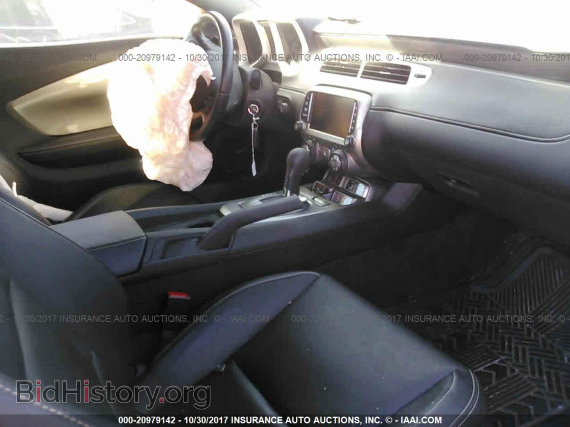 2015 Chevrolet Camaro - VIN: 2G1FF1E35F9249953 - Photo 5