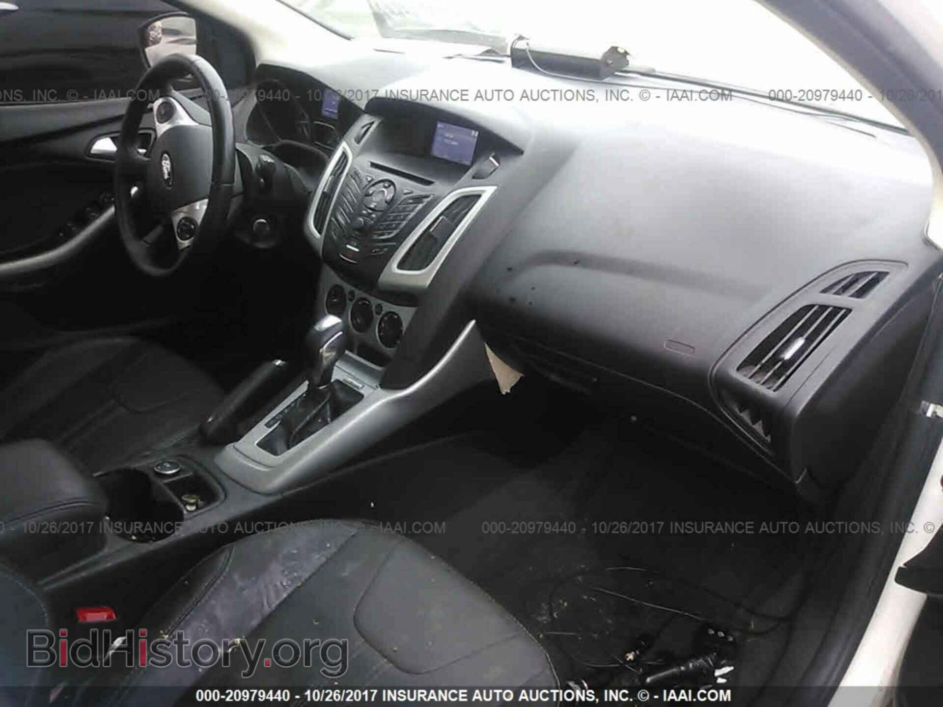 2014 Ford Focus - VIN: 1FADP3F2XEL304813 - Photo 5