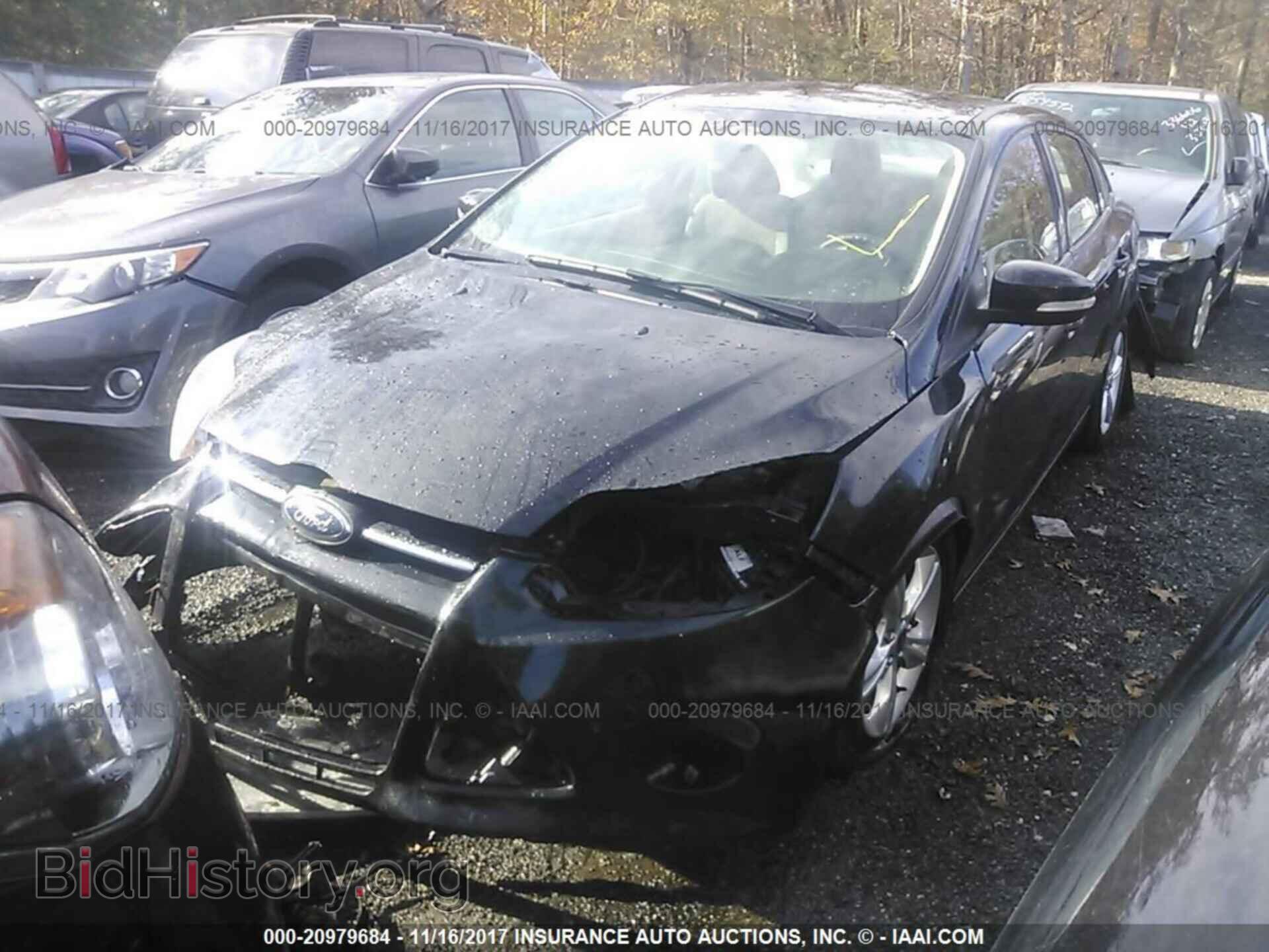 2013 Ford Focus - VIN: 1FADP3F20DL317911 - Photo 2