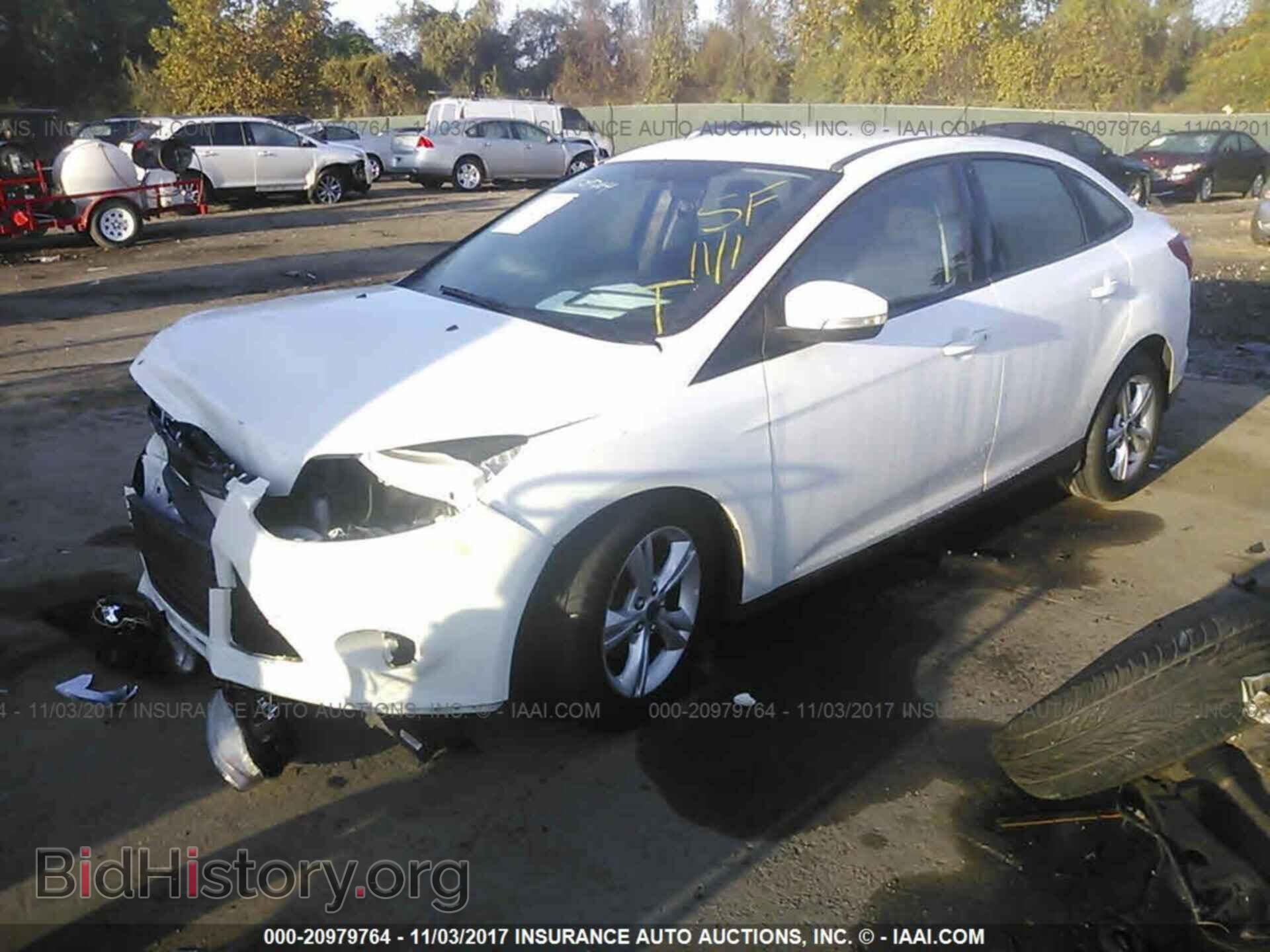 2013 Ford Focus - VIN: 1FADP3F24DL341726 - Photo 2