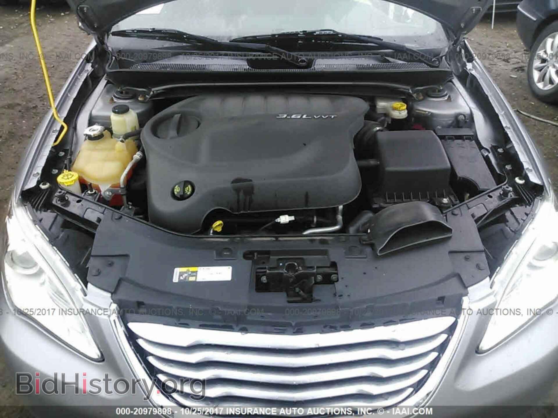 2014 Chrysler 200 - VIN: 1C3CCBCG8EN100399 - Фото 10