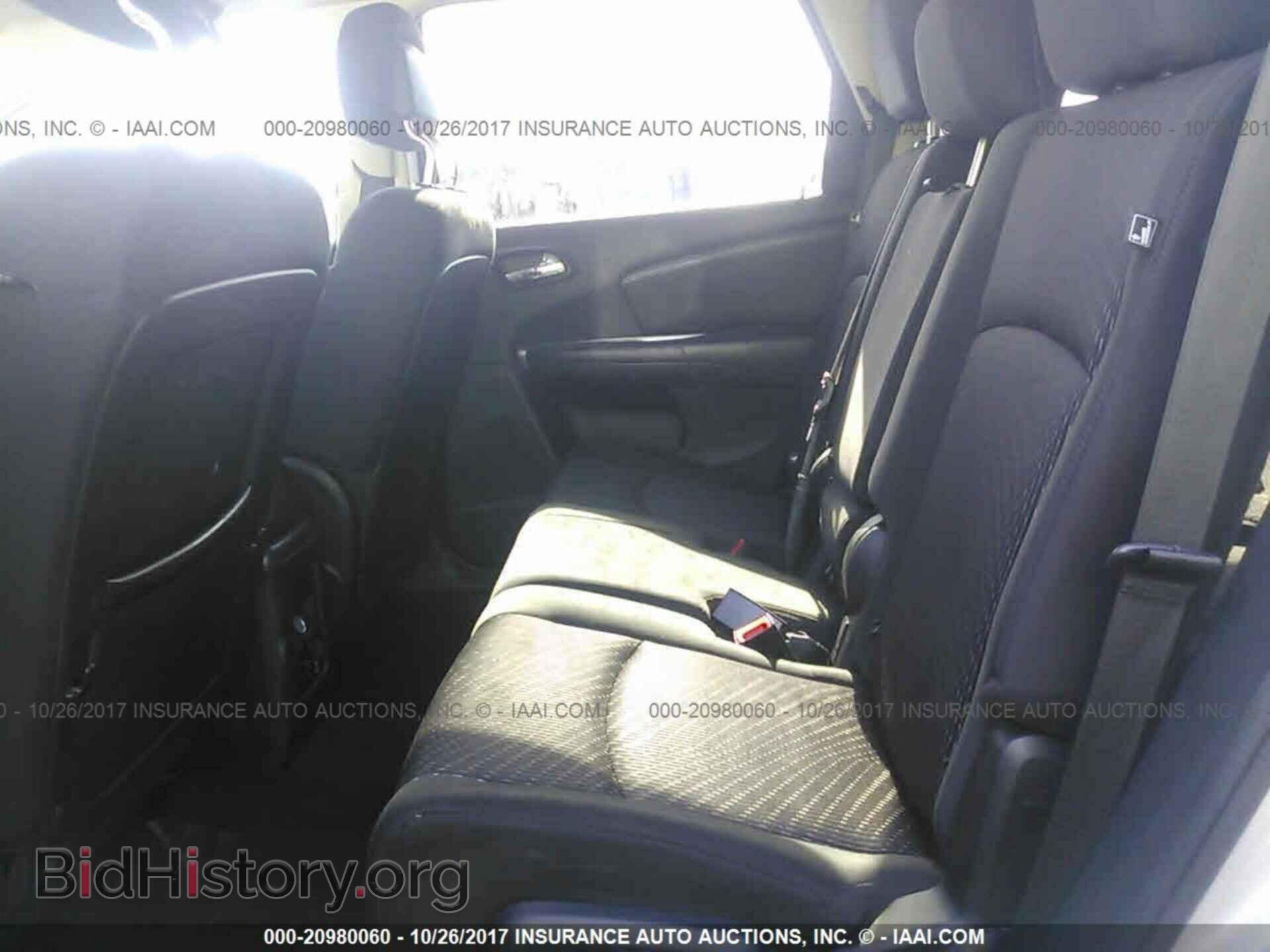 2011 Dodge Journey - VIN: 3D4PG3FG1BT553359 - Photo 8