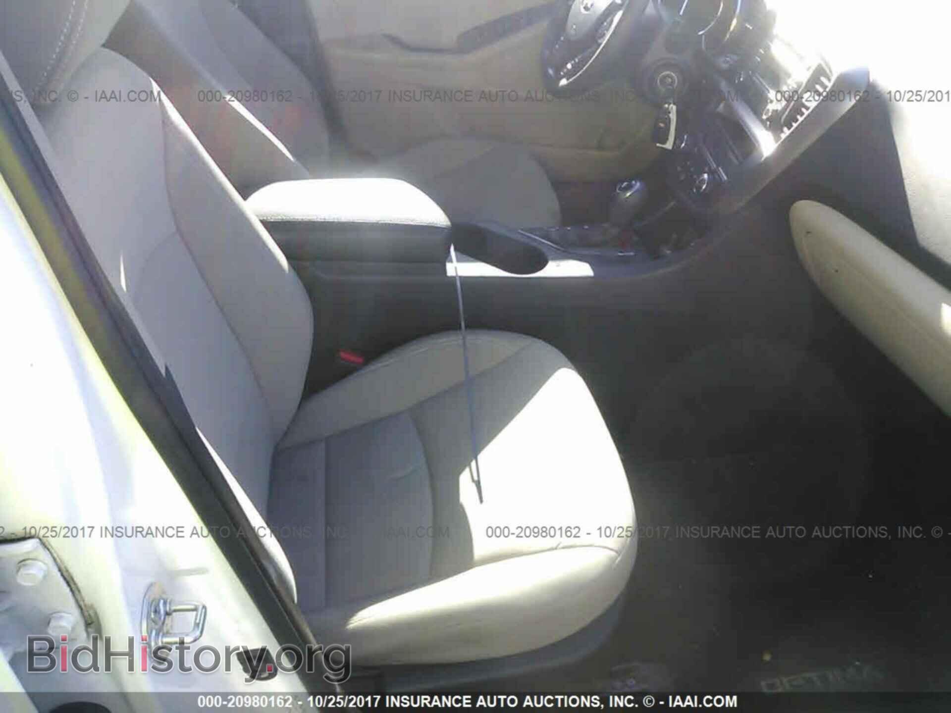 2013 Kia Optima - VIN: KNAGM4A76D5352138 - Photo 5