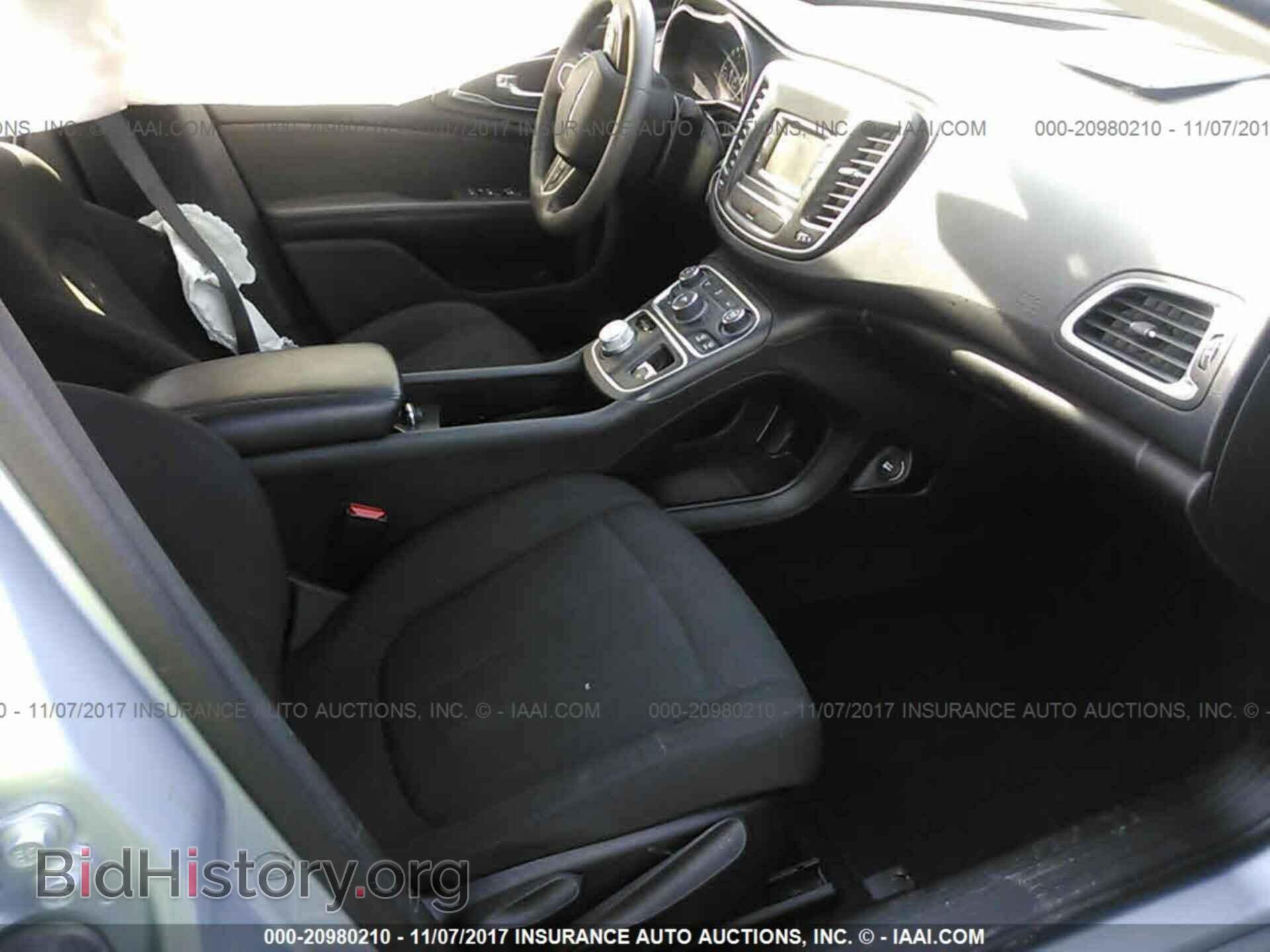 2015 Chrysler 200 - VIN: 1C3CCCAB3FN606012 - Photo 5