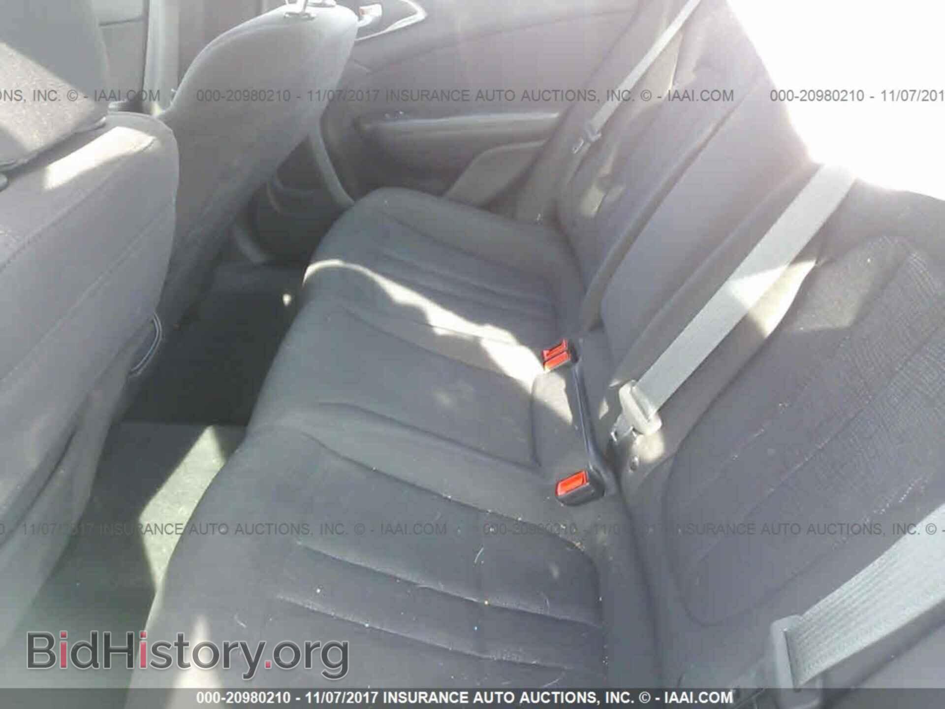 2015 Chrysler 200 - VIN: 1C3CCCAB3FN606012 - Photo 8