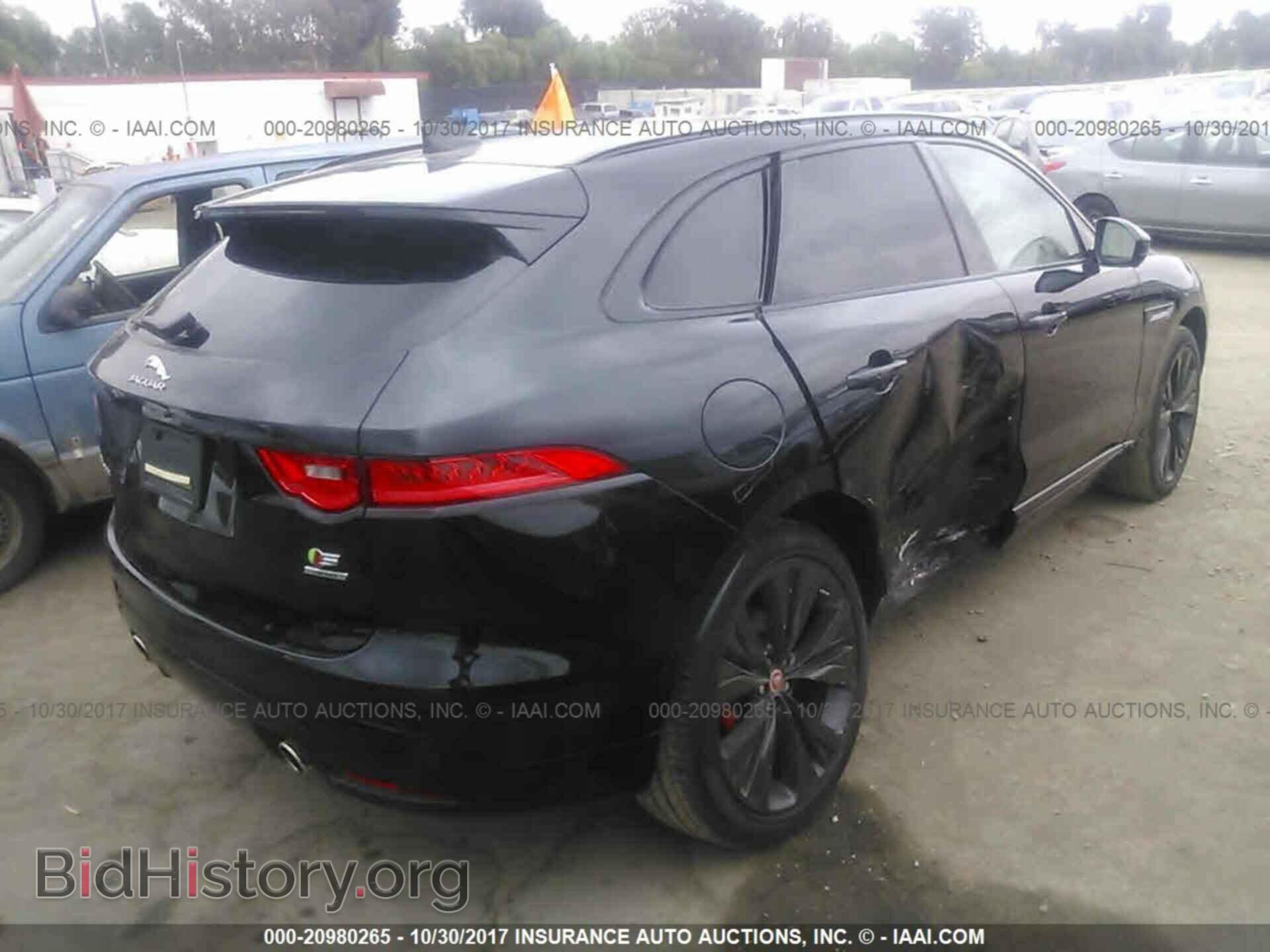 2017 Jaguar F-pace - VIN: SADCM2BV5HA896814 - Фото 4