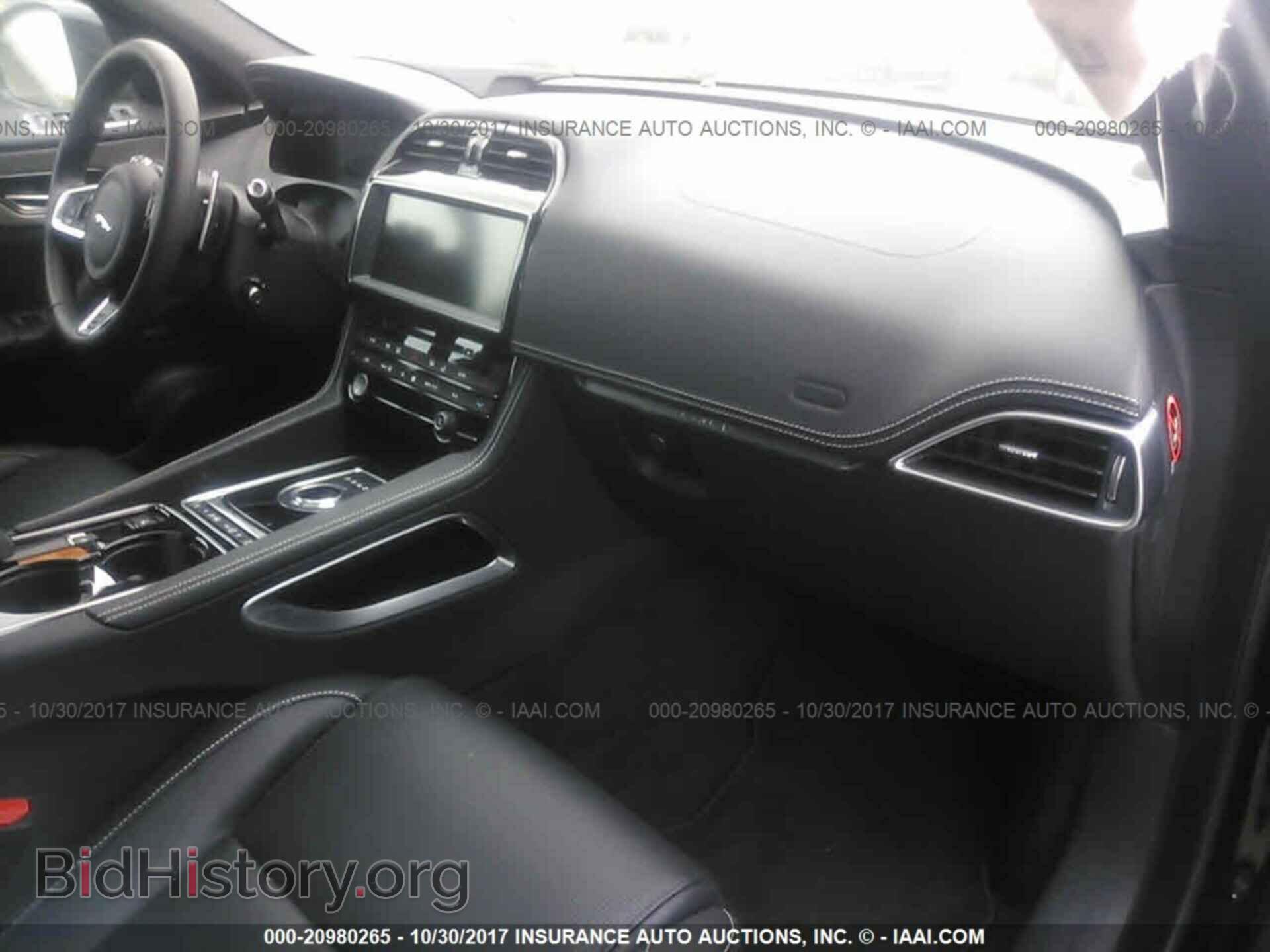 2017 Jaguar F-pace - VIN: SADCM2BV5HA896814 - Фото 5