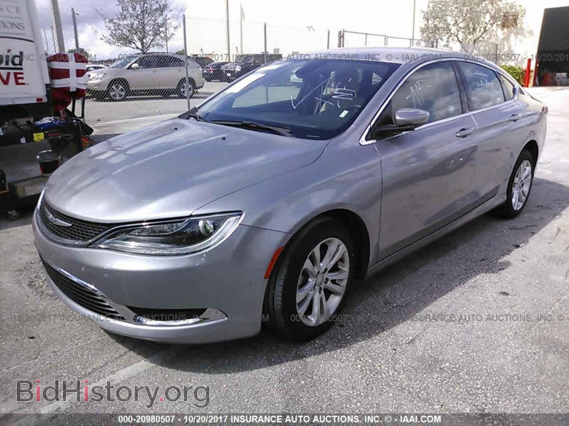 2016 Chrysler 200 - VIN: 1C3CCCAB8GN127618 - Photo 2