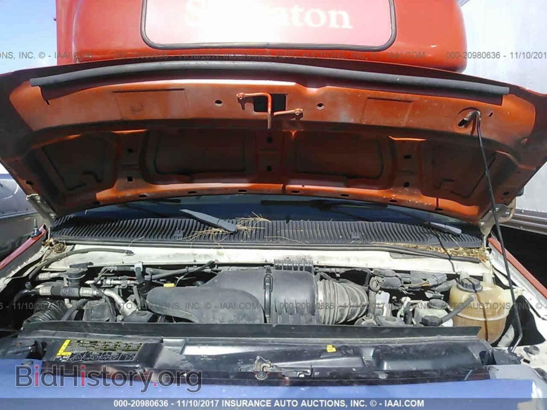 2011 Ford Econoline - VIN: 1FDEE3FS4BDB00479 - Photo 9