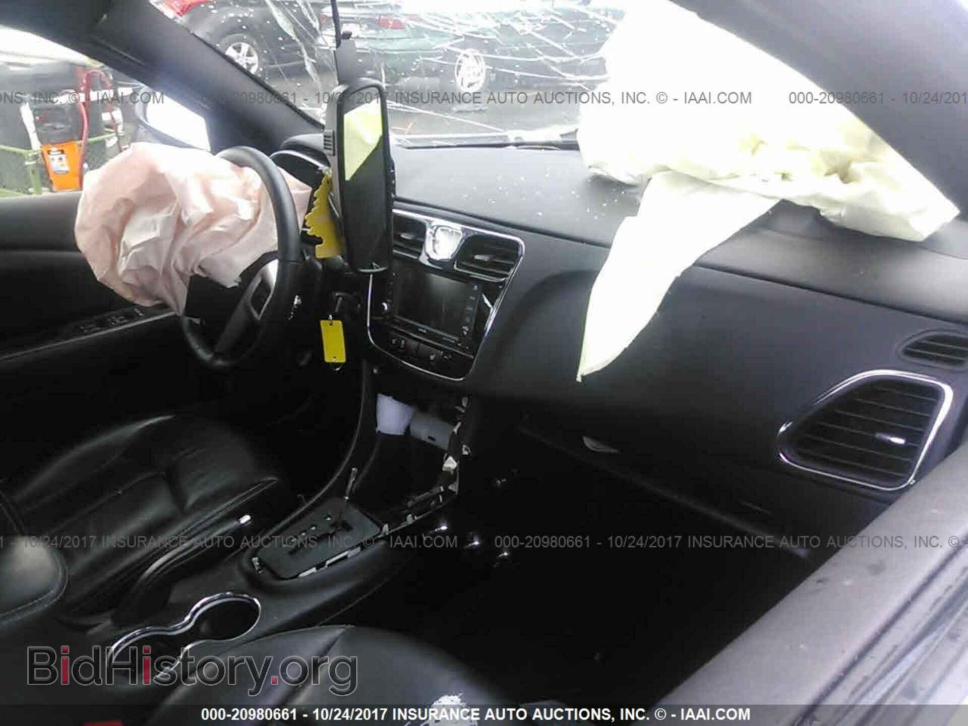 2012 Chrysler 200 - VIN: 1C3CCBCG0CN326482 - Фото 5
