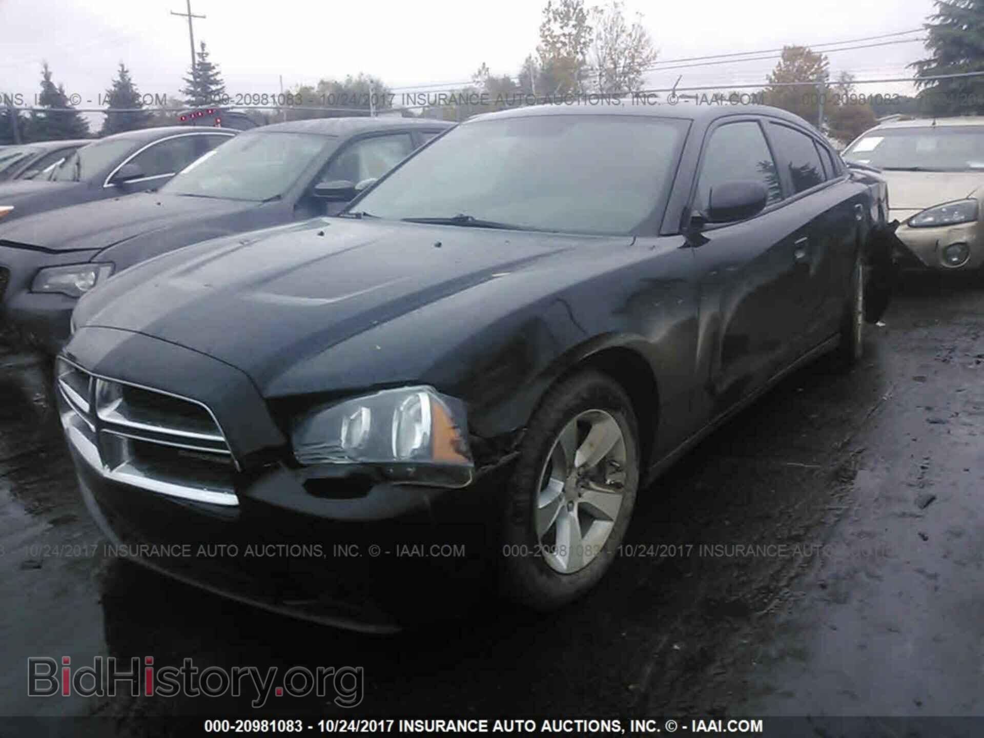 2012 Dodge Charger - VIN: 2C3CDXHGXCH245050 - Фото 2