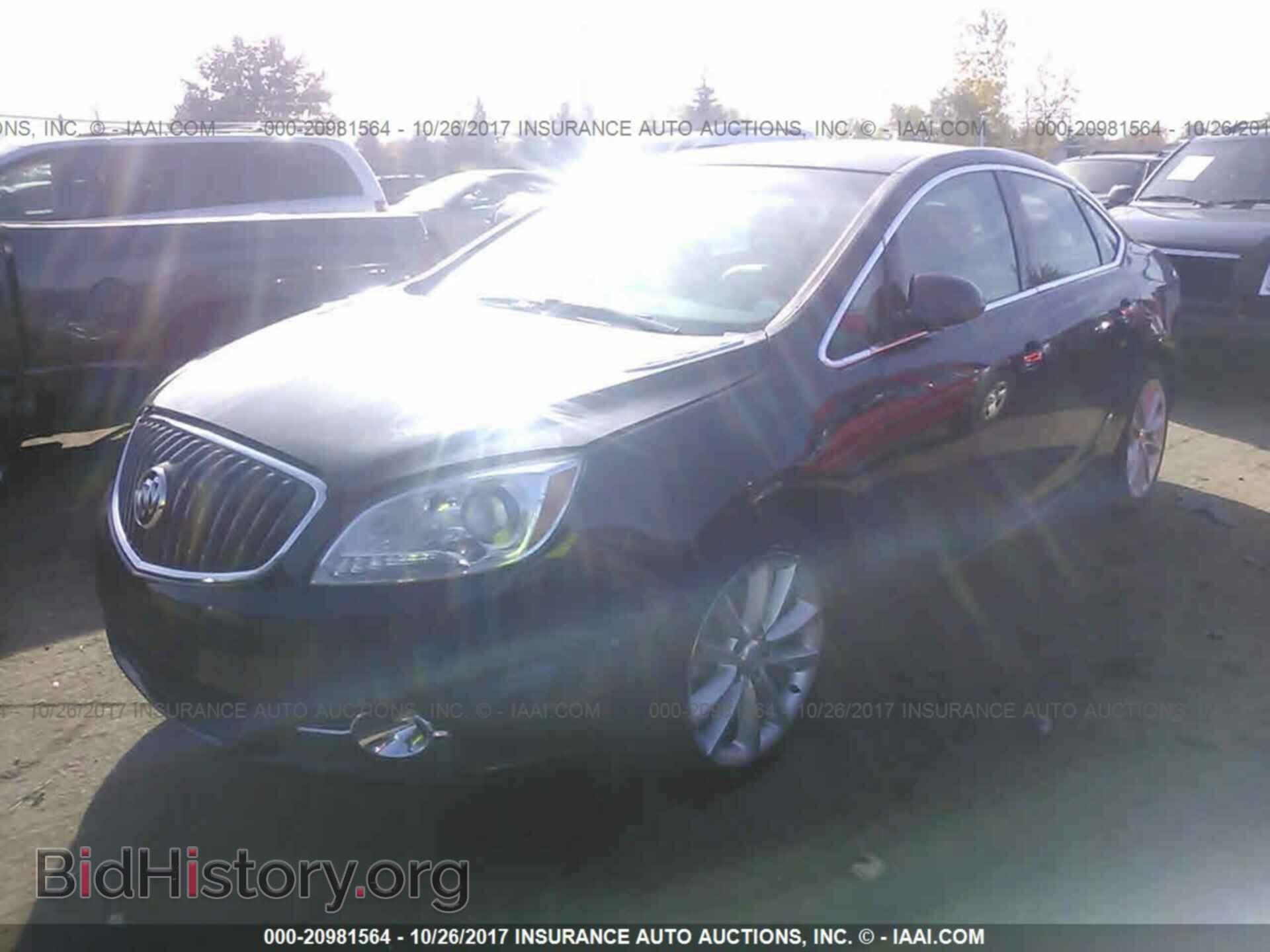 2012 Buick Verano - VIN: 1G4PP5SK7C4193200 - Фото 2