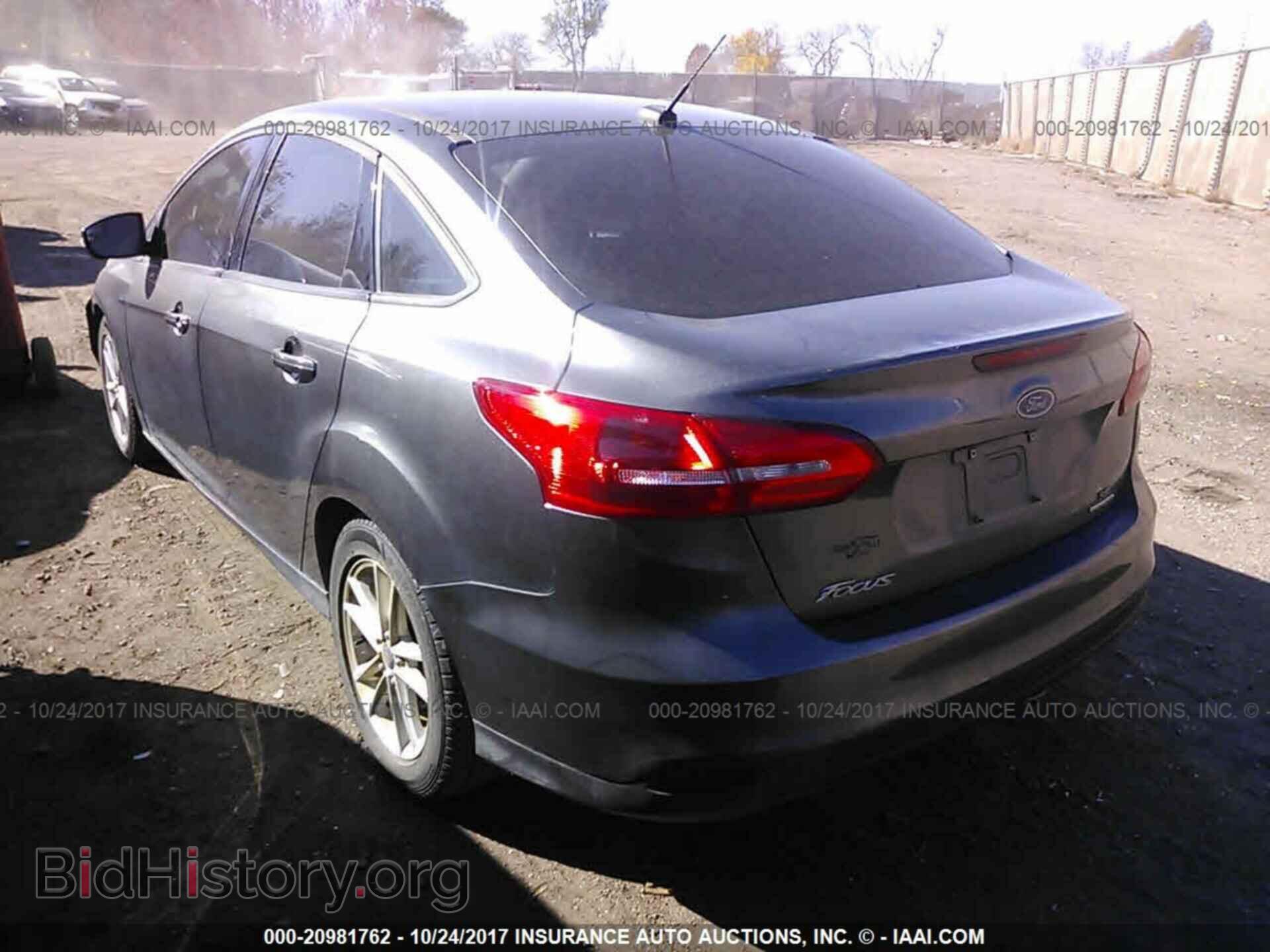 2016 Ford Focus - VIN: 1FADP3F29GL238998 - Фото 3