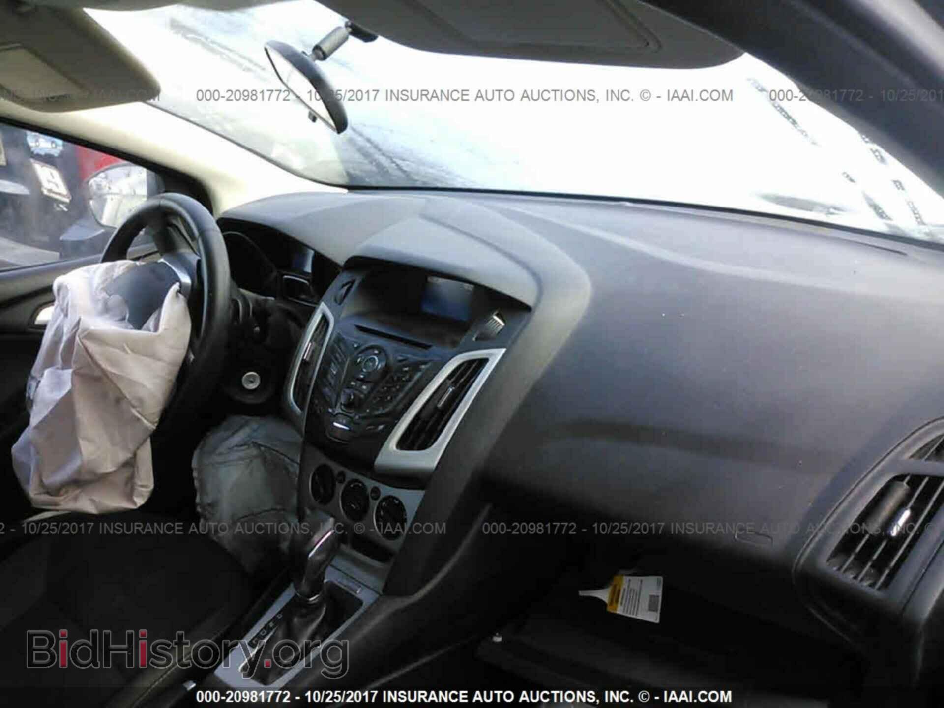 2014 Ford Focus - VIN: 1FADP3F20EL159104 - Photo 5