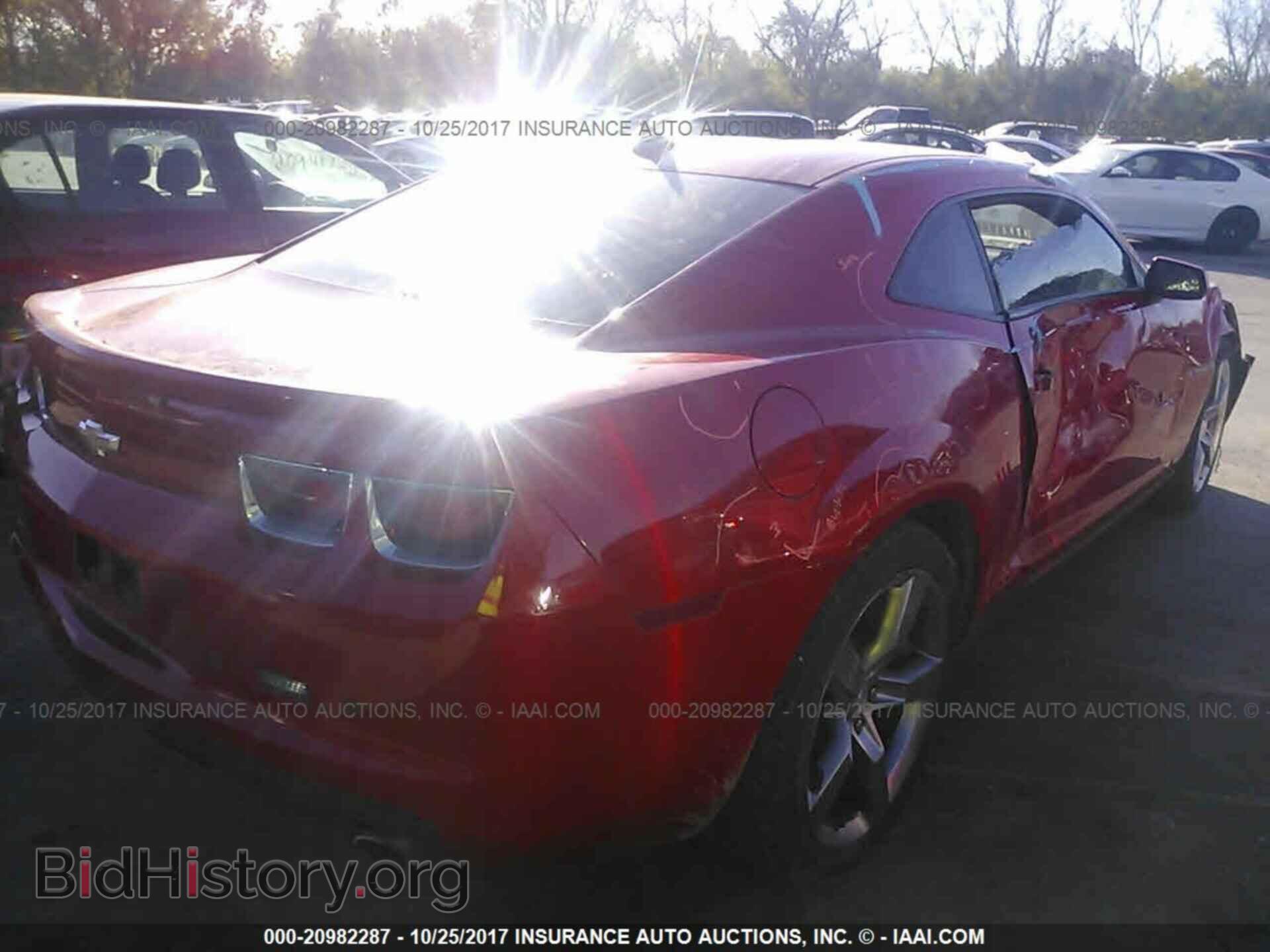 2011 Chevrolet Camaro - VIN: 2G1FB1EDXB9195516 - Фото 4