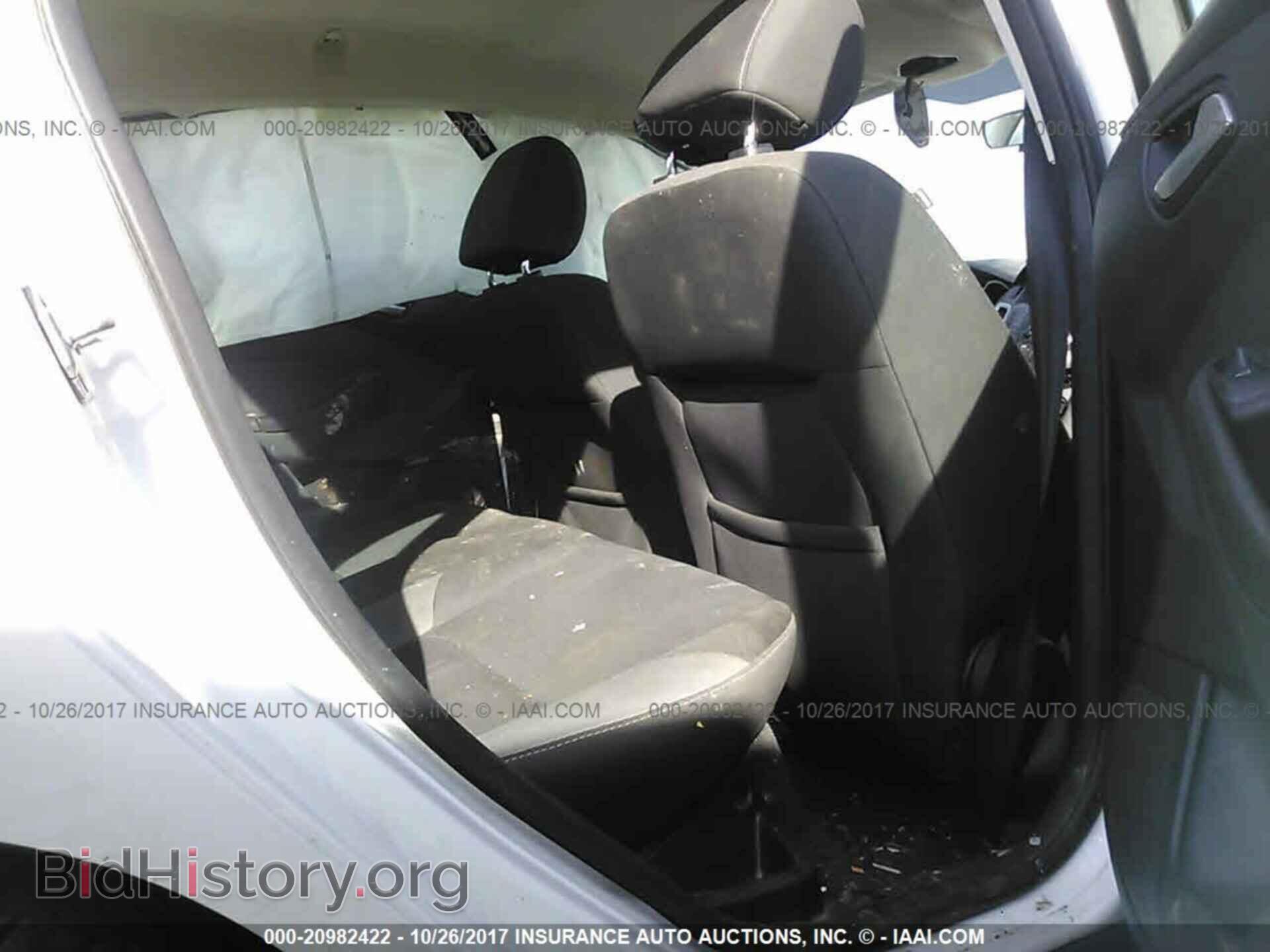 2014 Ford Focus - VIN: 1FADP3F28EL193128 - Photo 8
