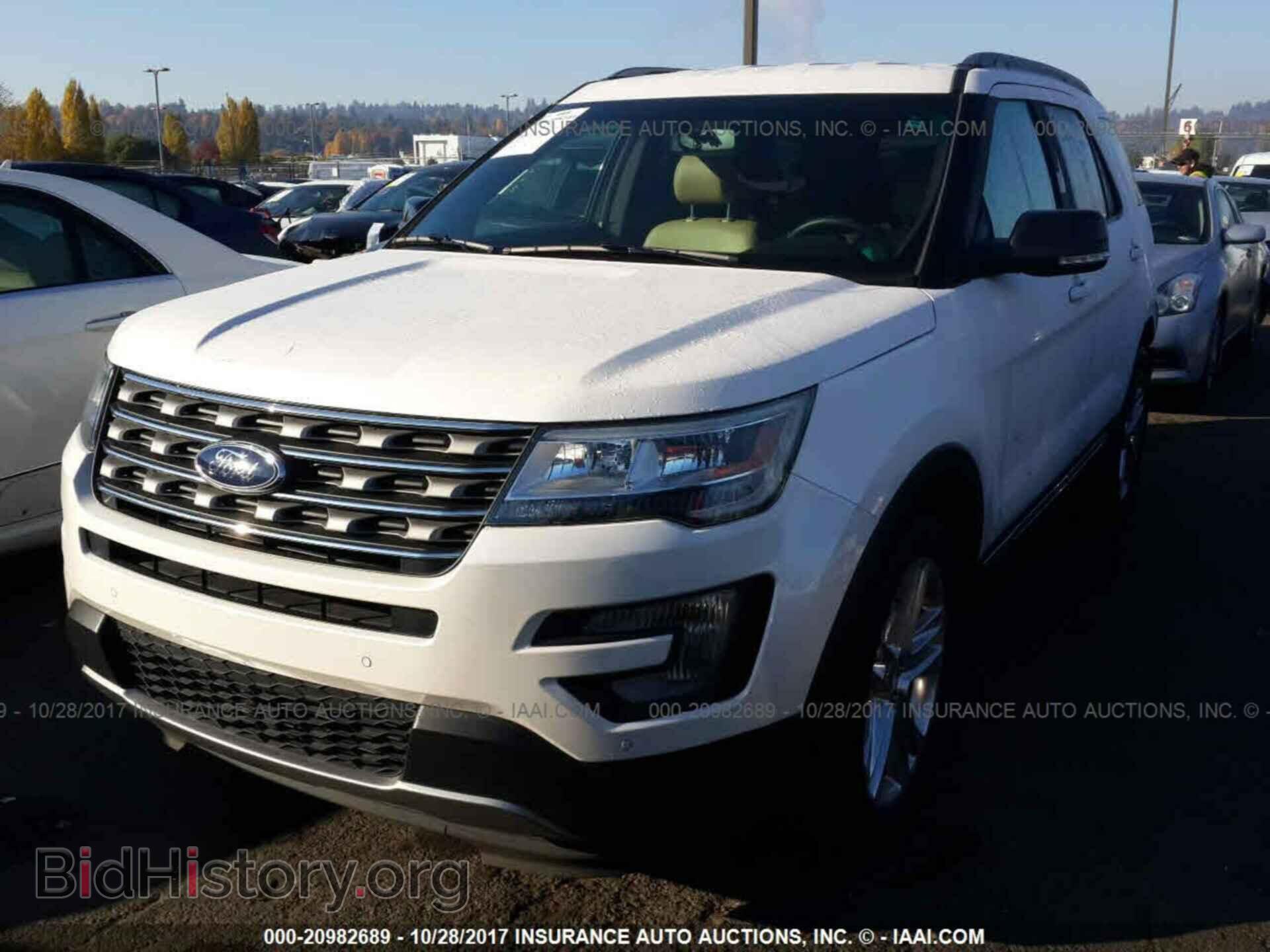 2017 Ford Explorer - VIN: 1FM5K8D80HGB45519 - Photo 2