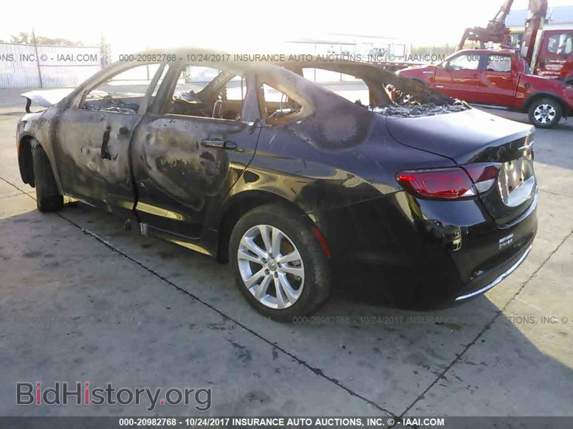 2016 Chrysler 200 - VIN: 1C3CCCAB9GN155914 - Photo 3