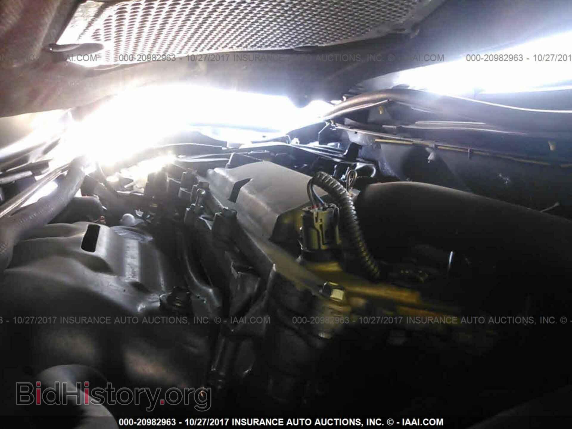 2016 Toyota Scion tc - VIN: JTKJF5C75GJ021237 - Фото 10
