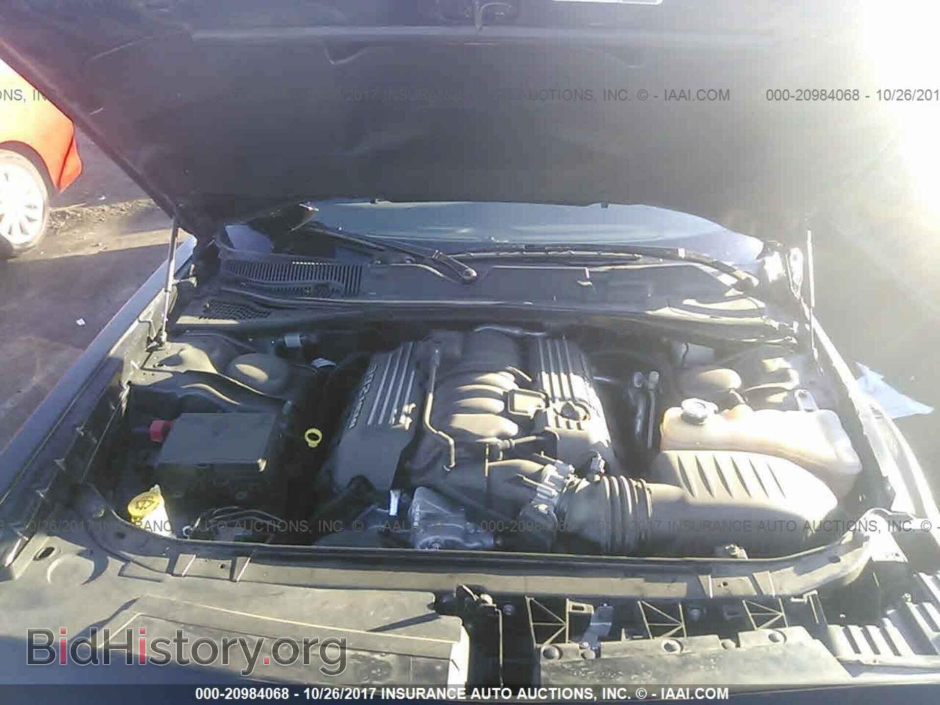 2016 Dodge Challenger - VIN: 2C3CDZDJ6GH166106 - Photo 10