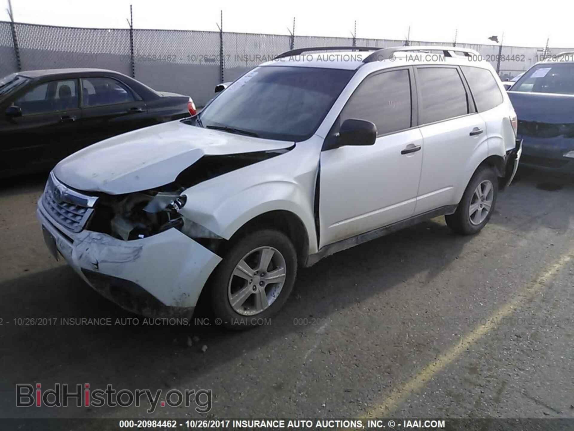 2011 Subaru Forester - VIN: JF2SHBBC6BG758151 - Фото 2