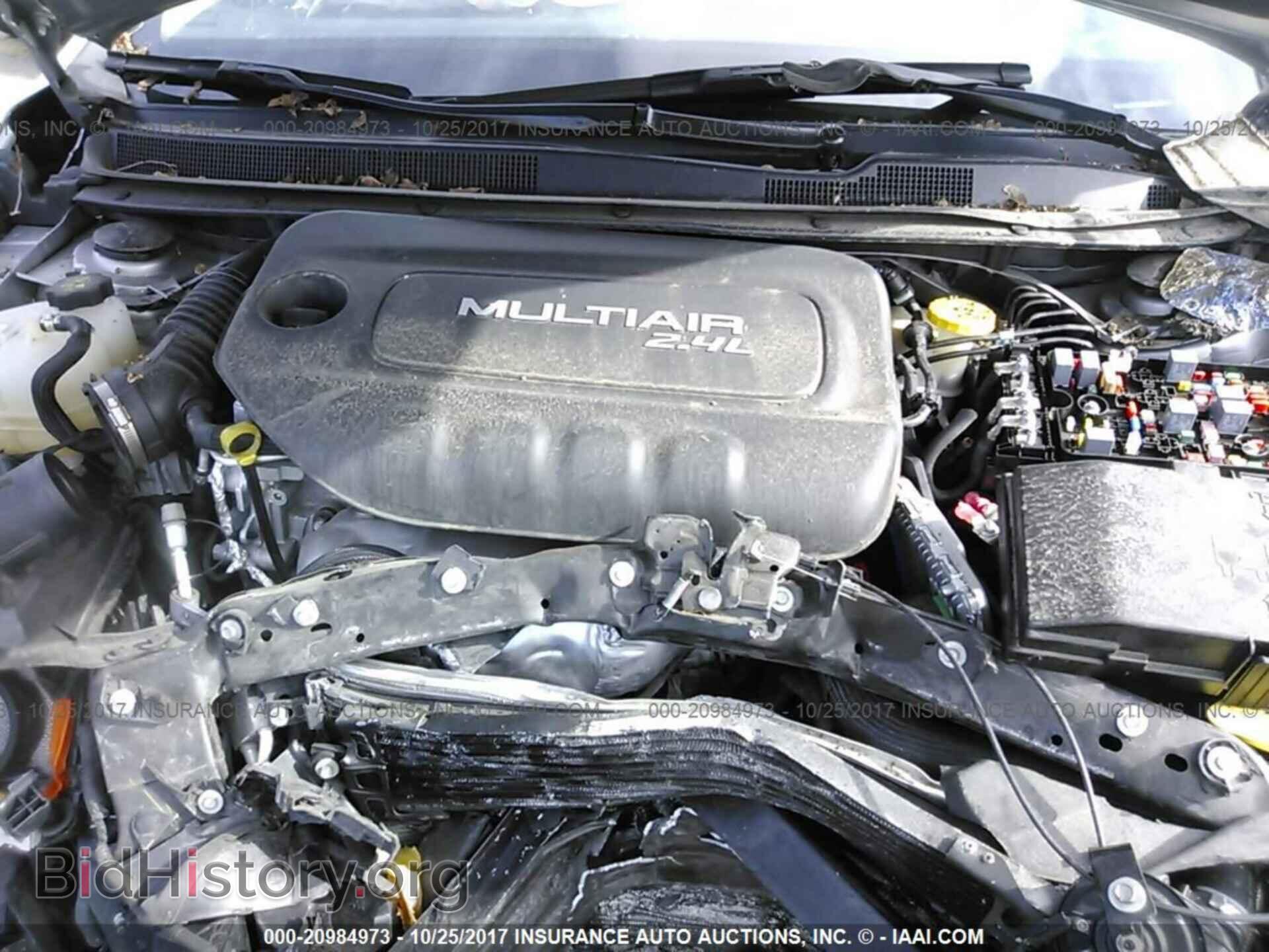 2015 Chrysler 200 - VIN: 1C3CCCAB2FN692638 - Фото 10
