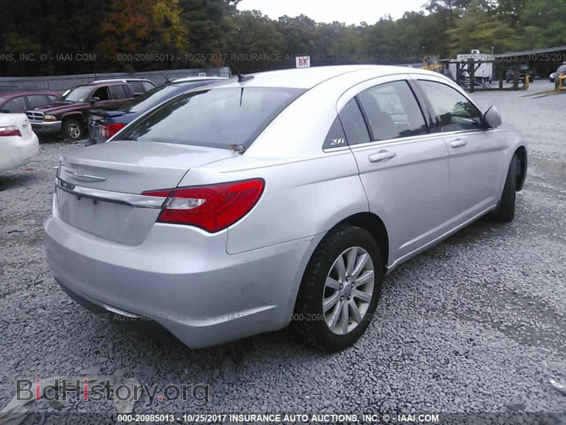 2012 Chrysler 200 - VIN: 1C3CCBBBXCN210941 - Photo 4