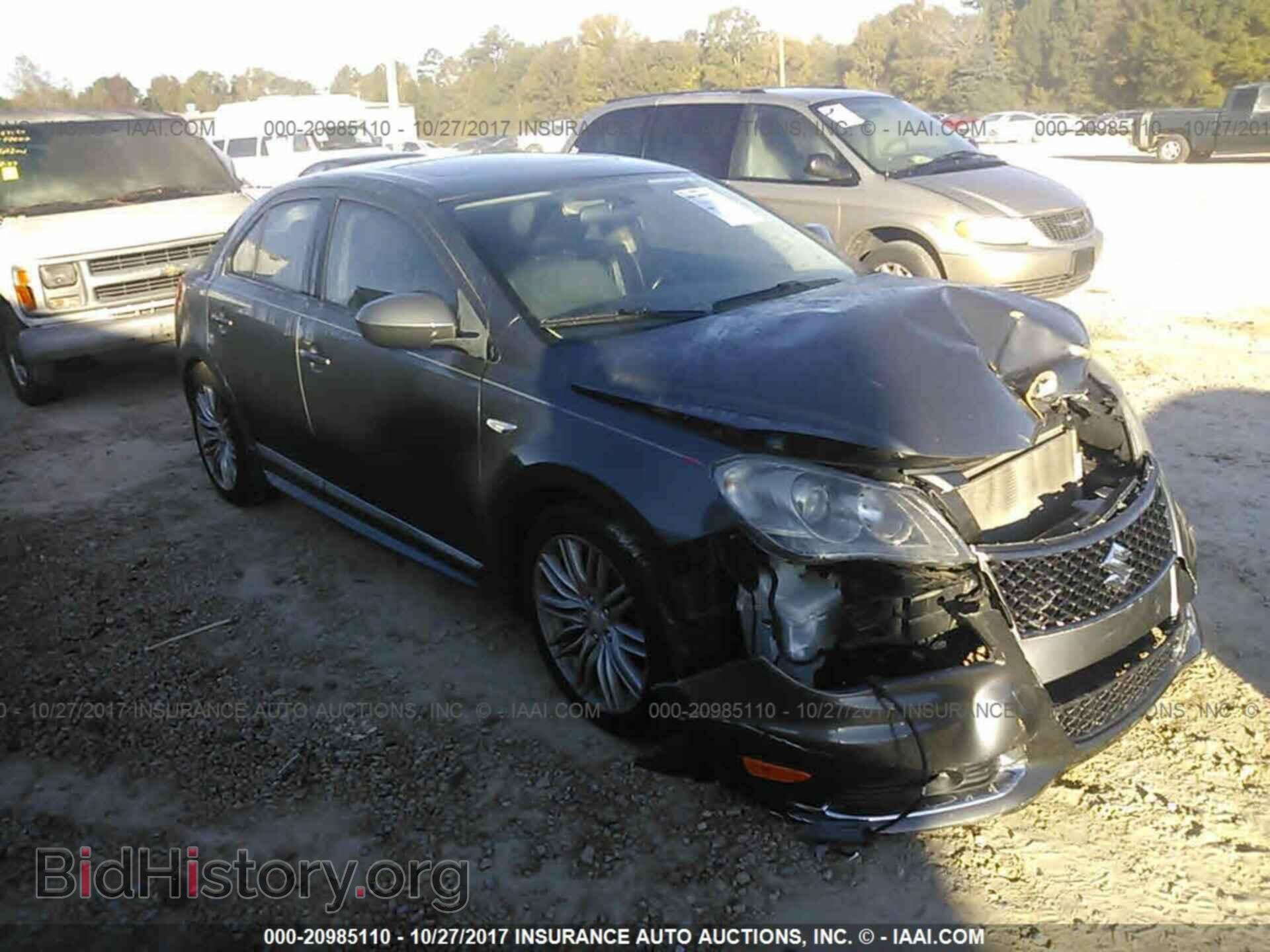 Фотография JS2RF9A64C6100011 - Suzuki Kizashi 2012
