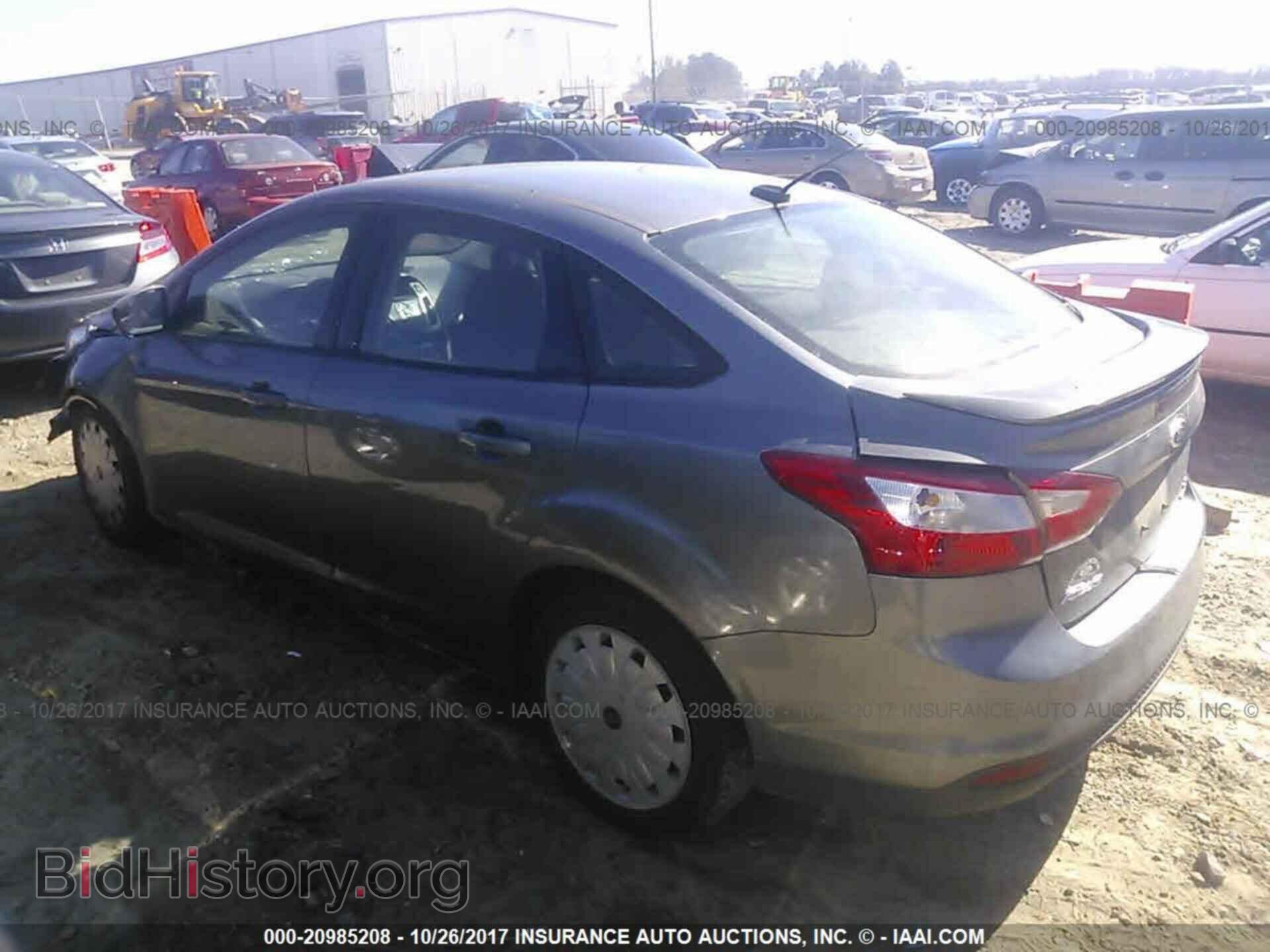 2013 Ford Focus - VIN: 1FADP3F29DL104150 - Фото 3