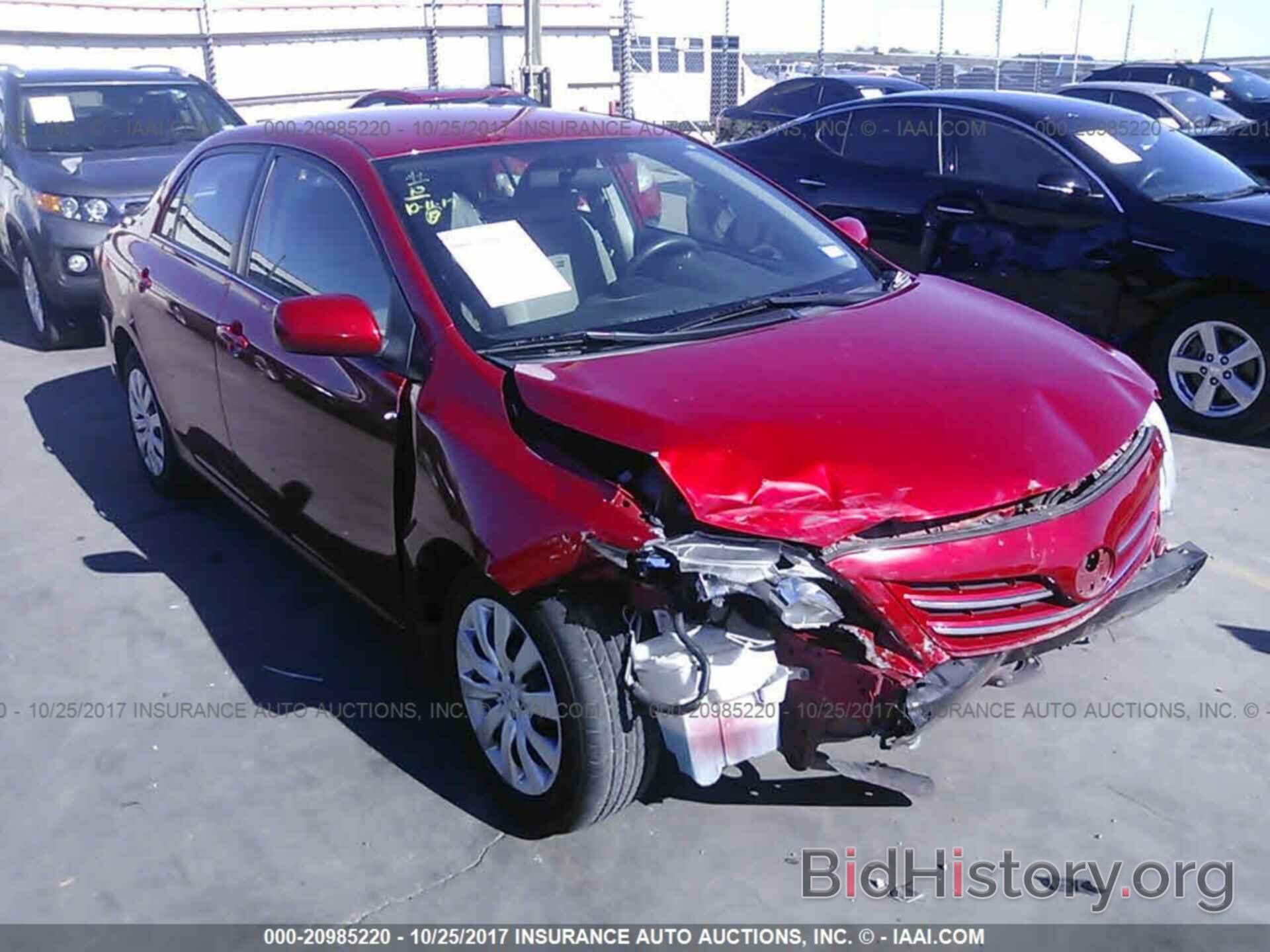 Photo 2T1BU4EE3DC059242 - Toyota Corolla 2013