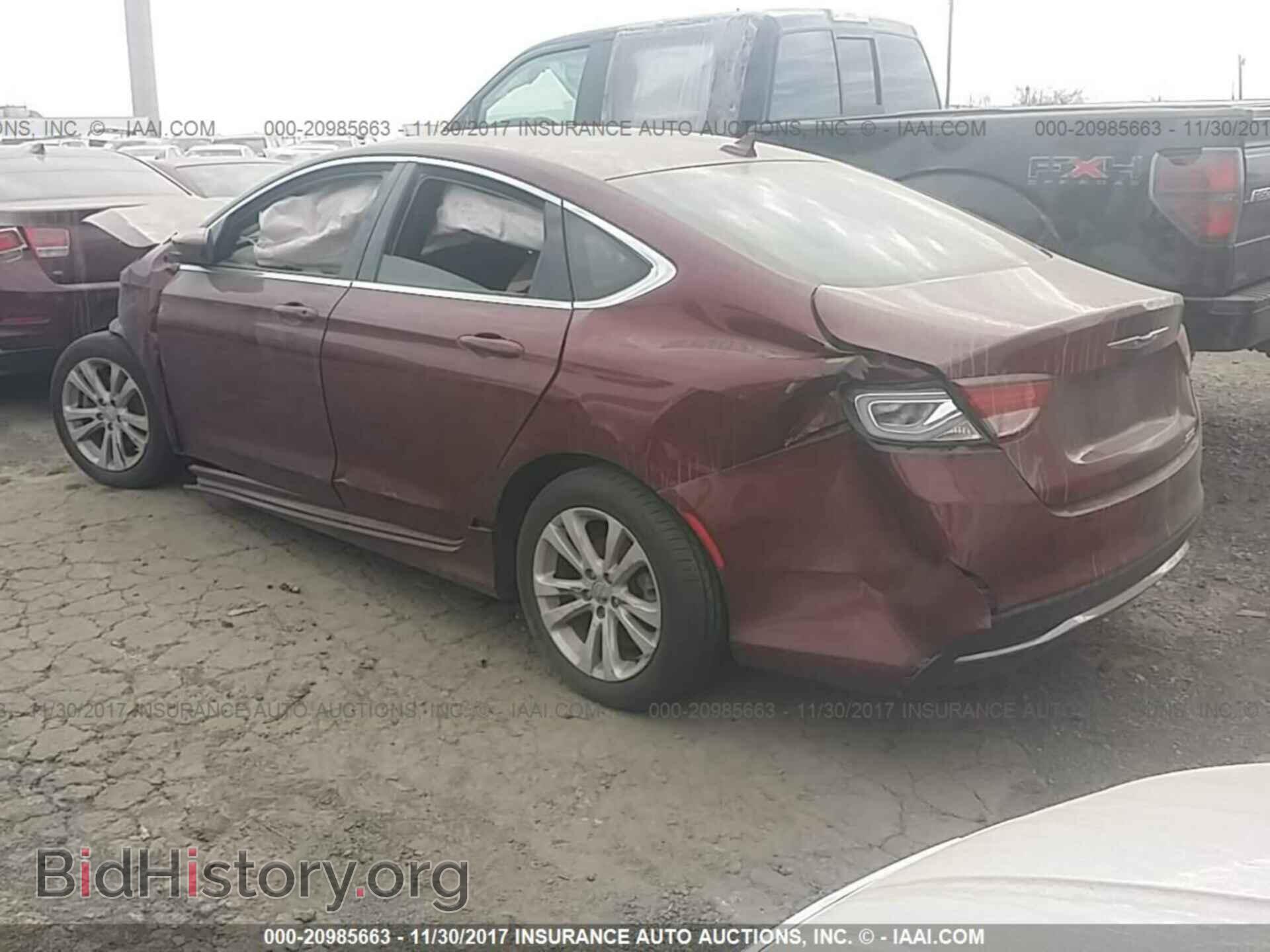 2015 Chrysler 200 - VIN: 1C3CCCAB3FN729132 - Photo 3