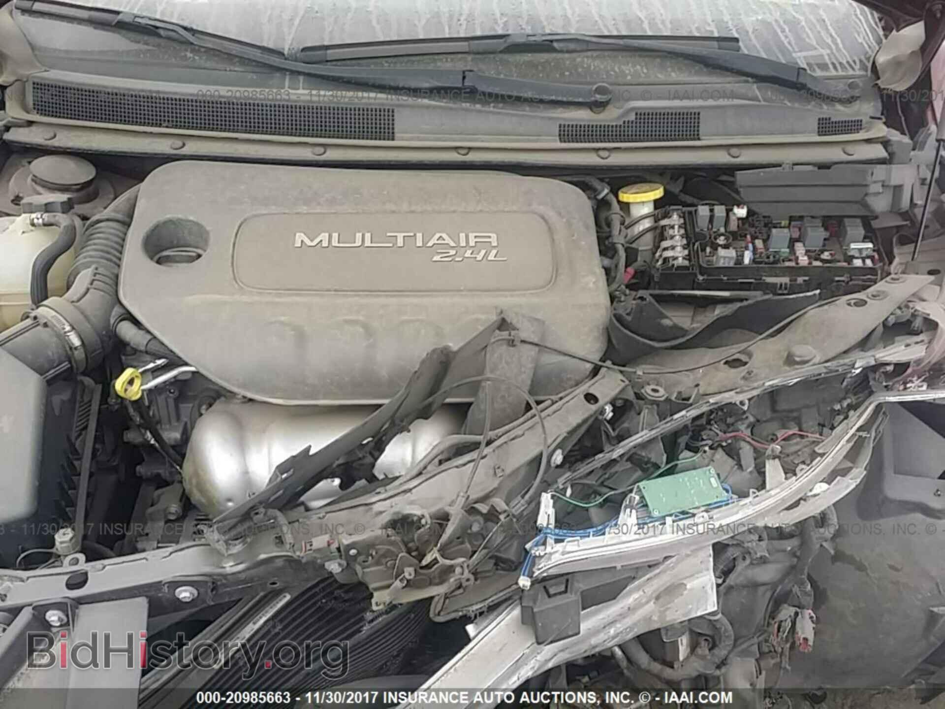 2015 Chrysler 200 - VIN: 1C3CCCAB3FN729132 - Photo 10