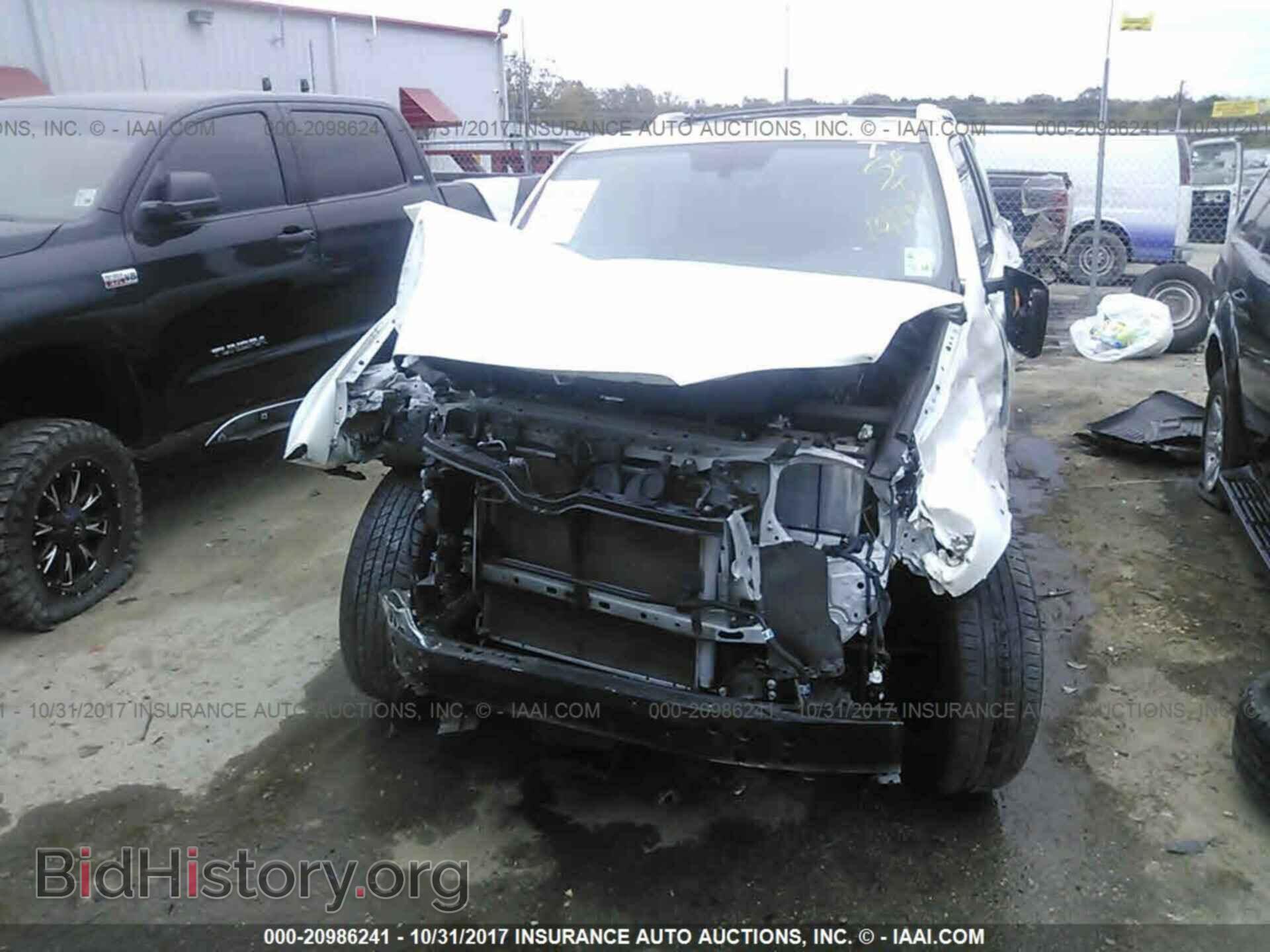 2014 Toyota 4runner - VIN: JTEBU5JR4E5151002 - Фото 6