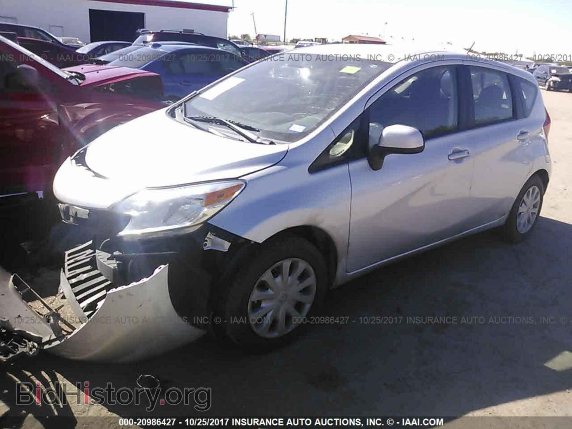 2014 Nissan Versa note - VIN: 3N1CE2CPXEL375409 - Photo 2