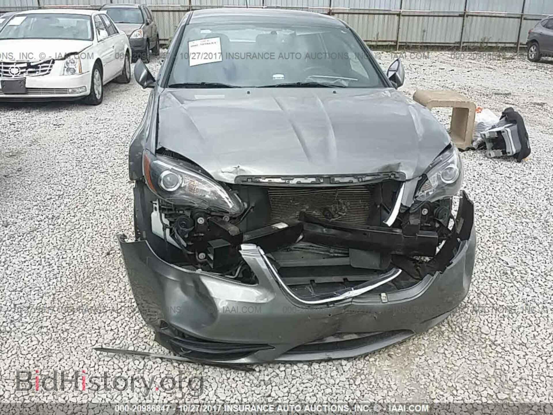 2013 Chrysler 200 - VIN: 1C3CCBCG0DN617257 - Фото 6